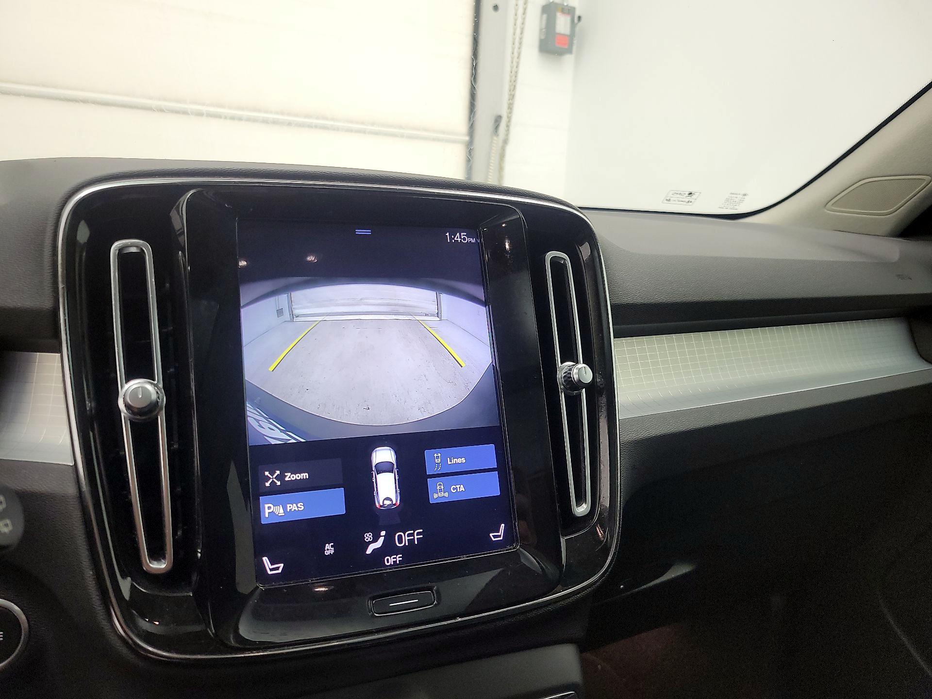Thumbnail: 2020 Volvo XC40 - 14