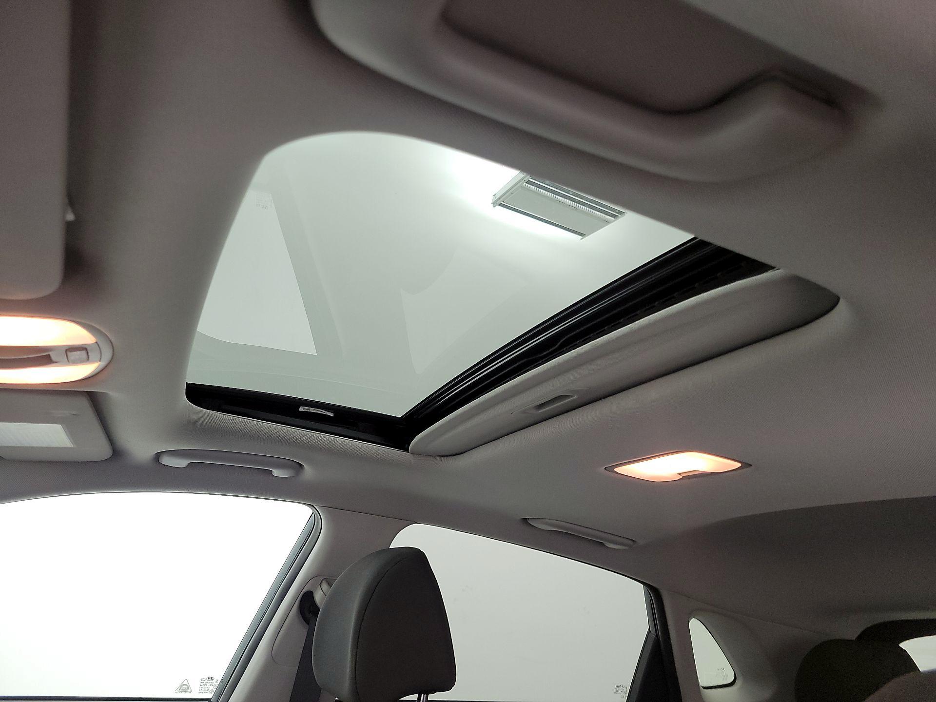 Thumbnail: 2018 Hyundai Kona - 12