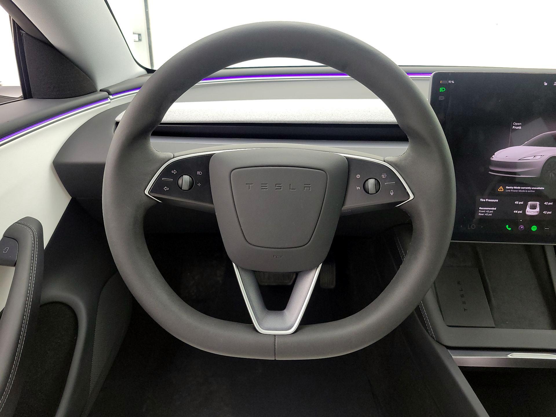Thumbnail: 2025 Tesla Model 3 - 10