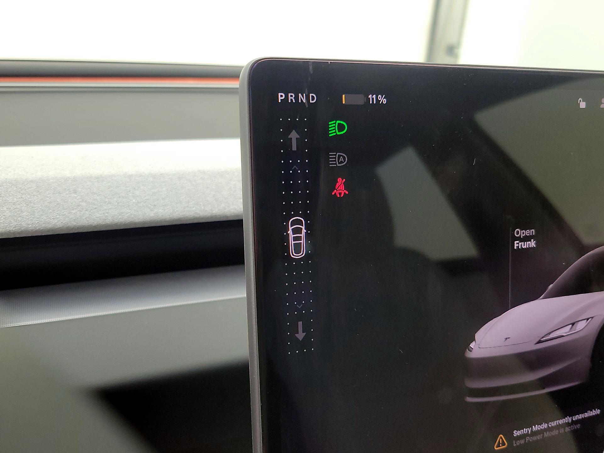 Thumbnail: 2025 Tesla Model 3 - 17