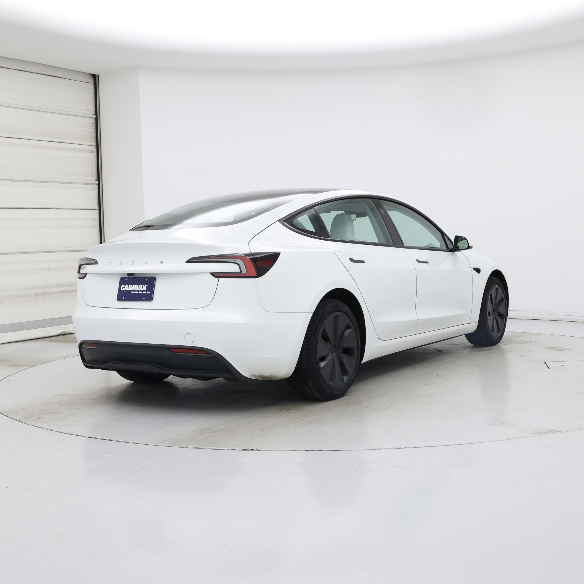 Thumbnail: 2025 Tesla Model 3 - 8