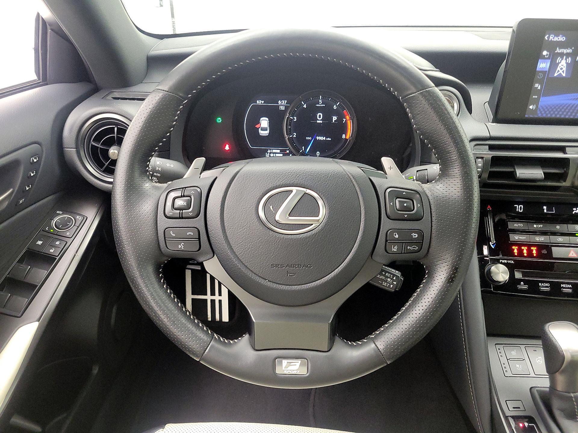 Thumbnail: 2025 Lexus IS - 10