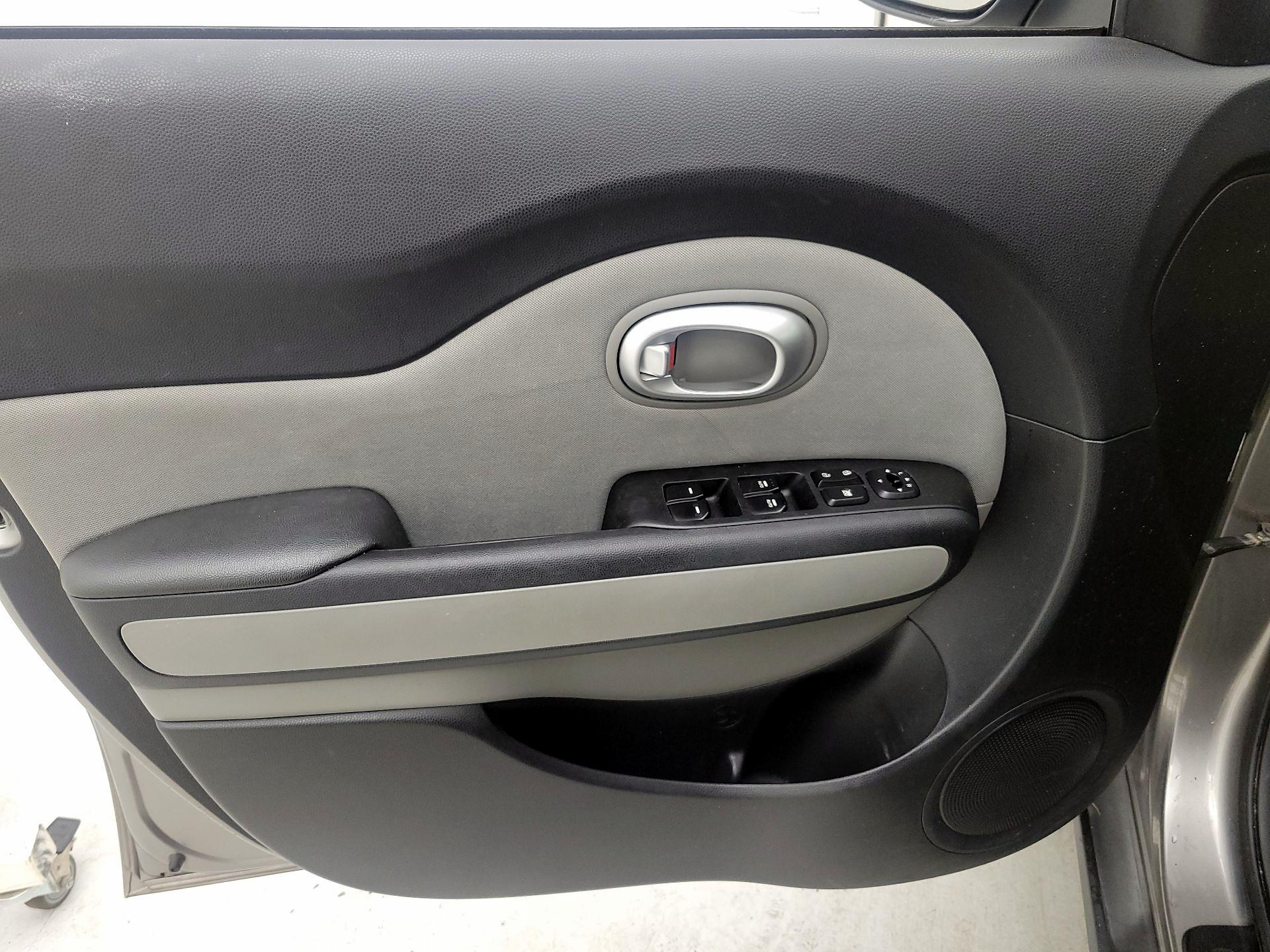 Thumbnail: 2014 Kia Soul - 12