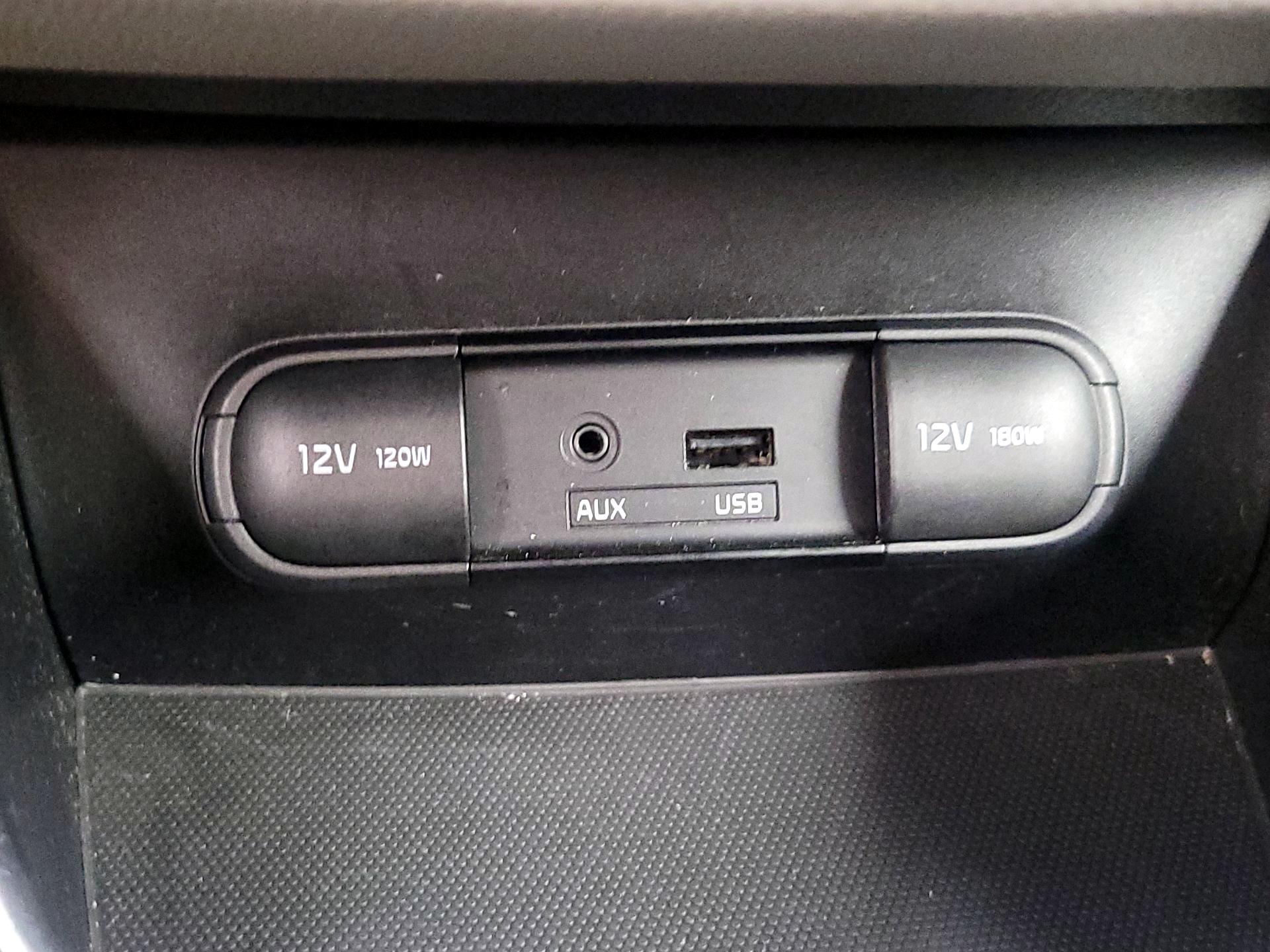 Thumbnail: 2014 Kia Soul - 17