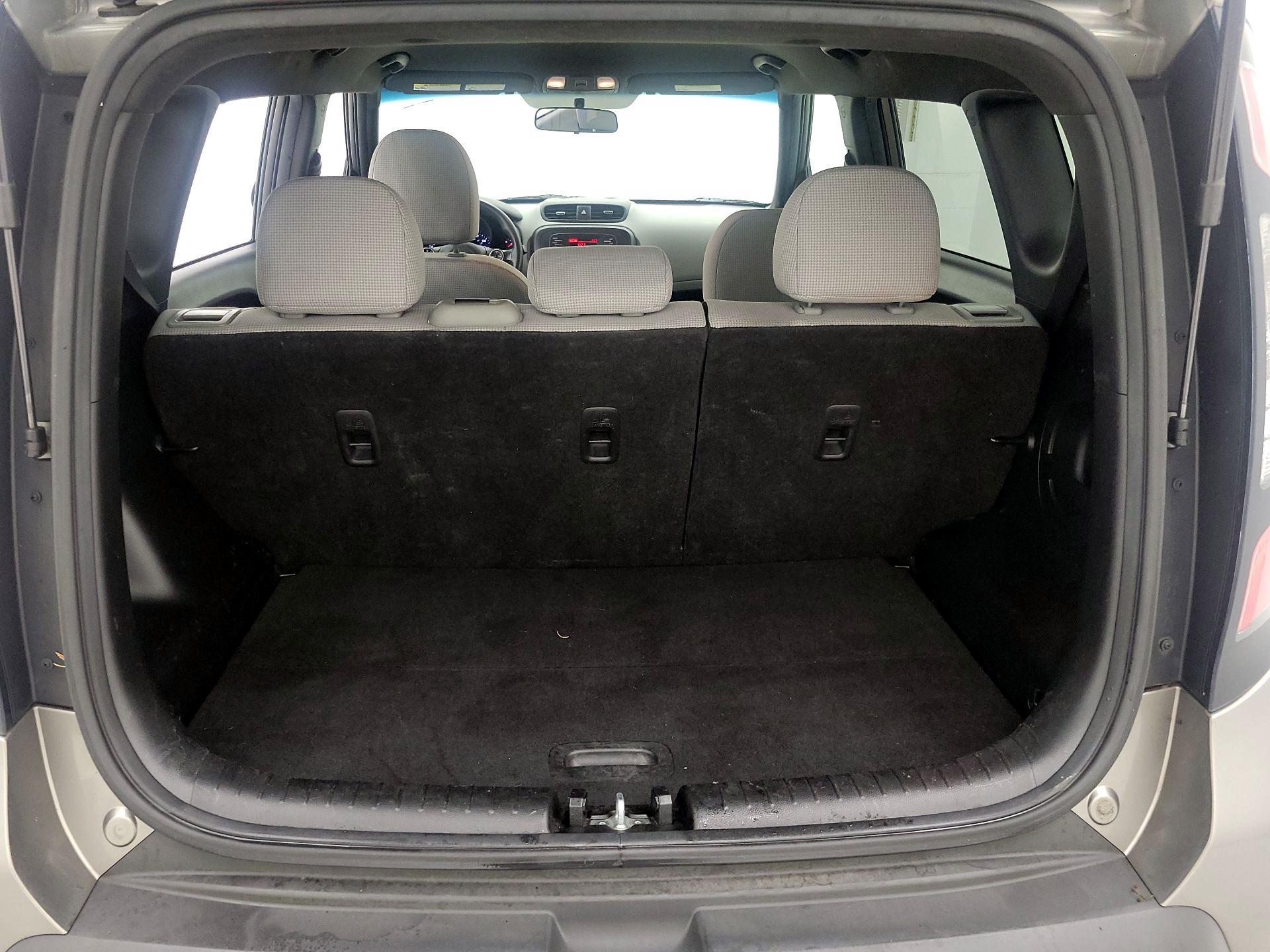 Thumbnail: 2014 Kia Soul - 19