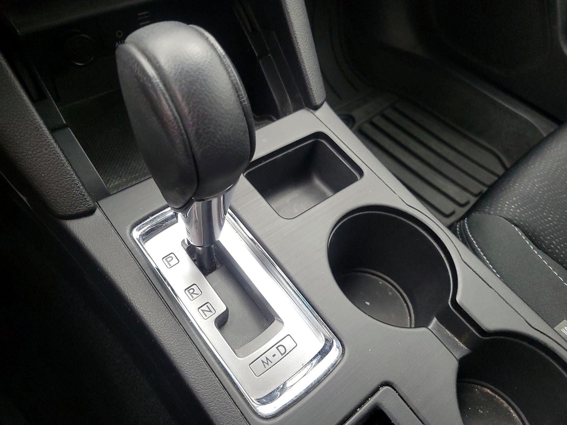 Thumbnail: 2015 Subaru Legacy - 17