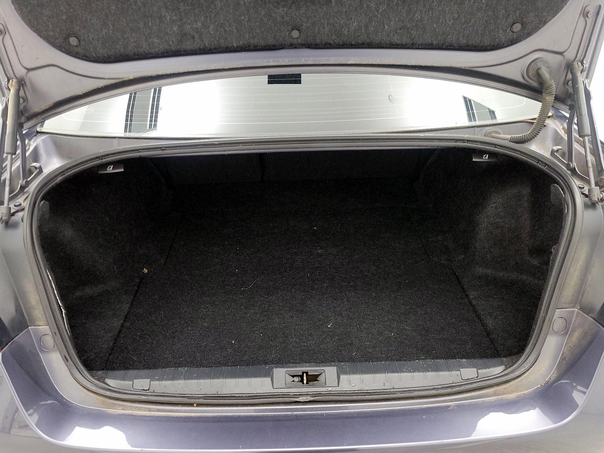 Thumbnail: 2015 Subaru Legacy - 20