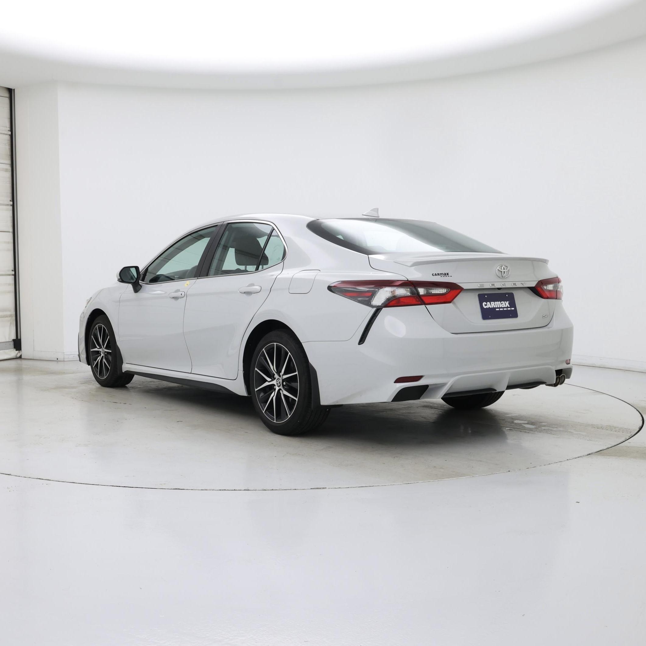 Thumbnail: 2022 Toyota Camry - 2