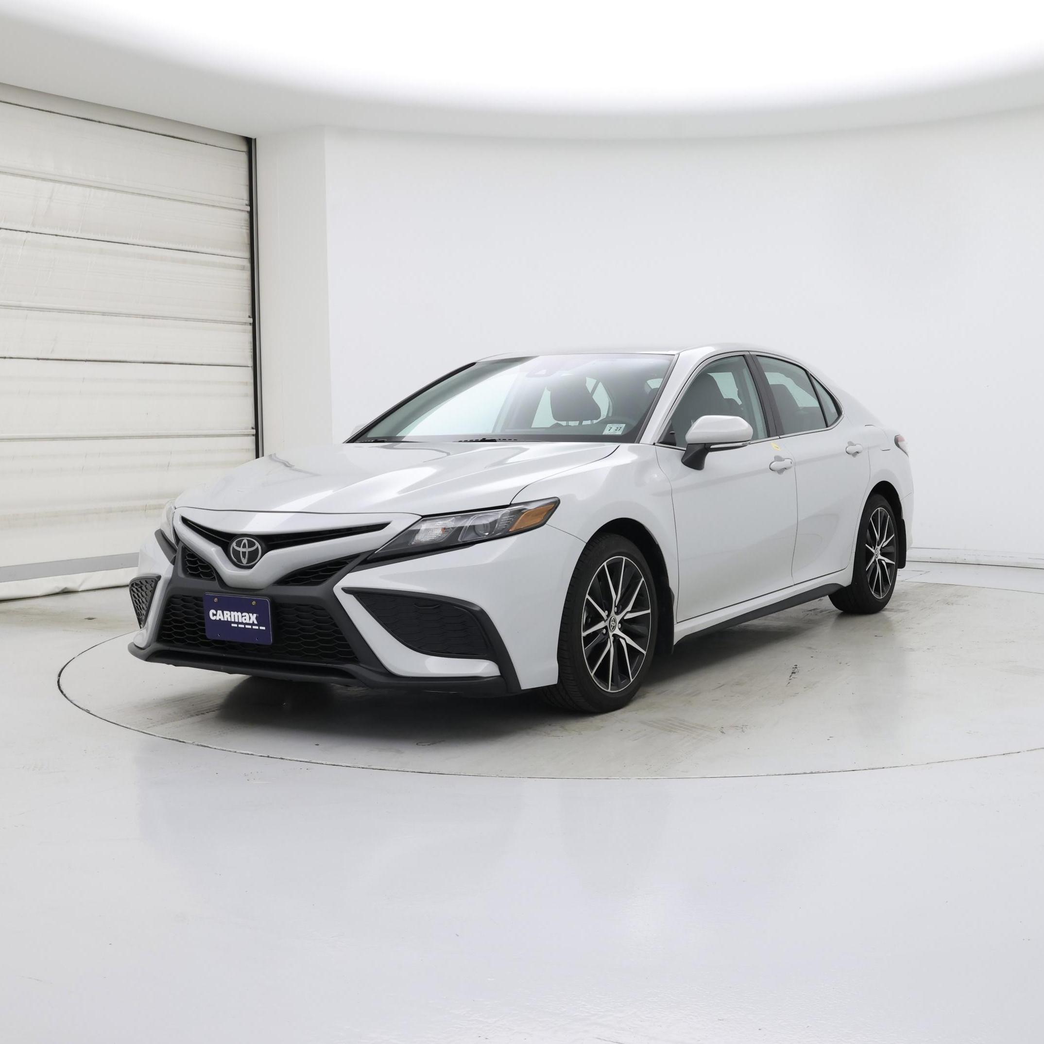 Thumbnail: 2022 Toyota Camry - 4