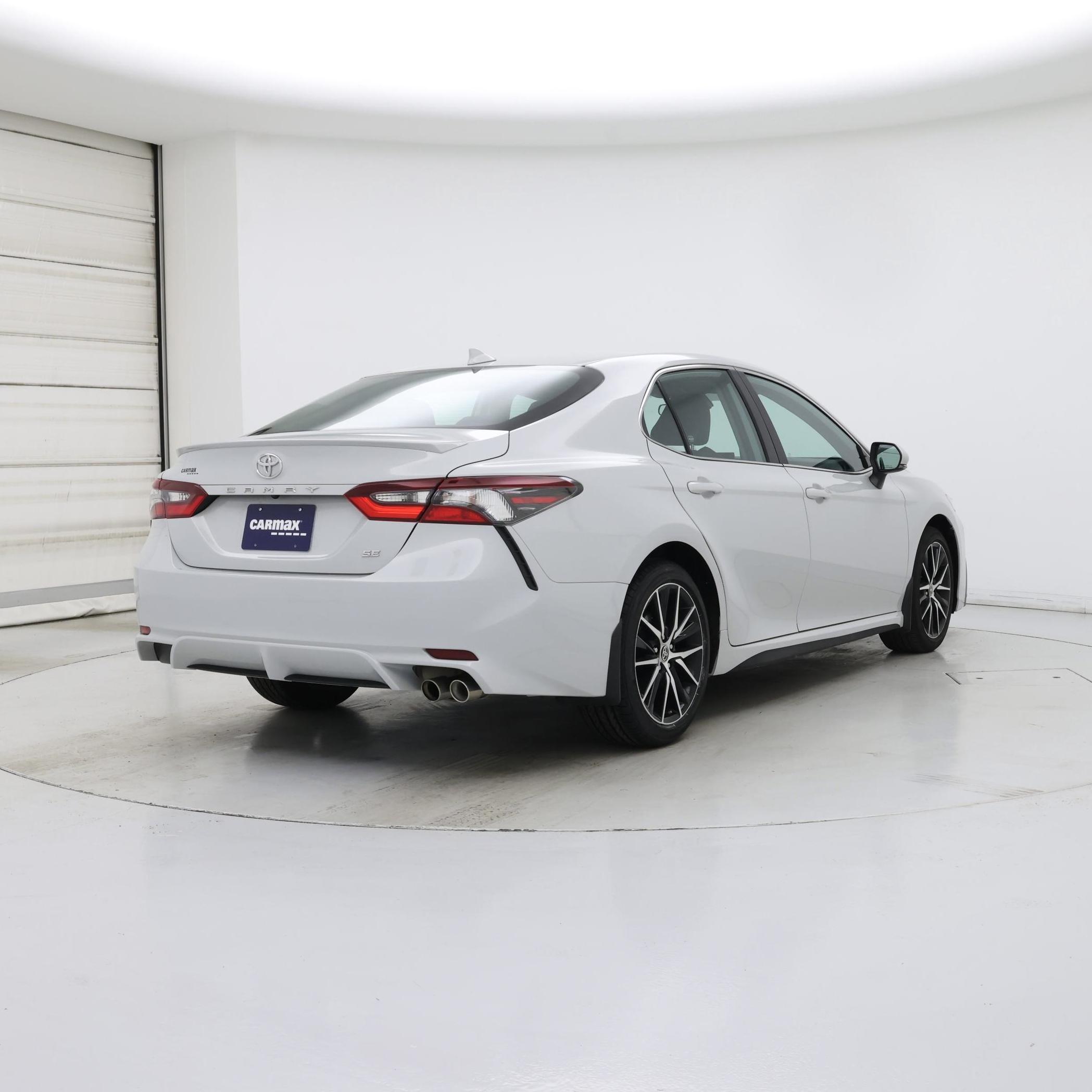 Thumbnail: 2022 Toyota Camry - 8