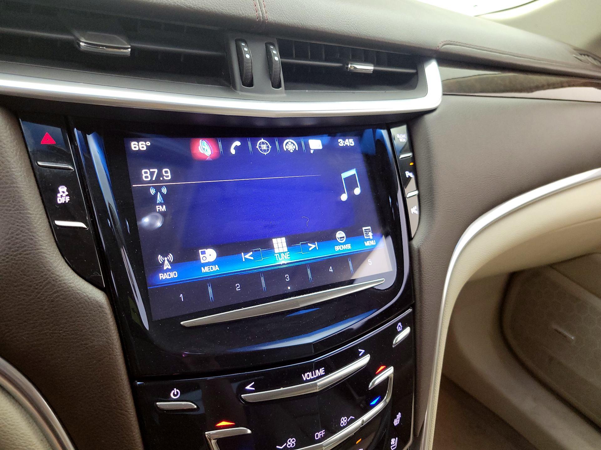 Thumbnail: 2017 Cadillac XTS - 16