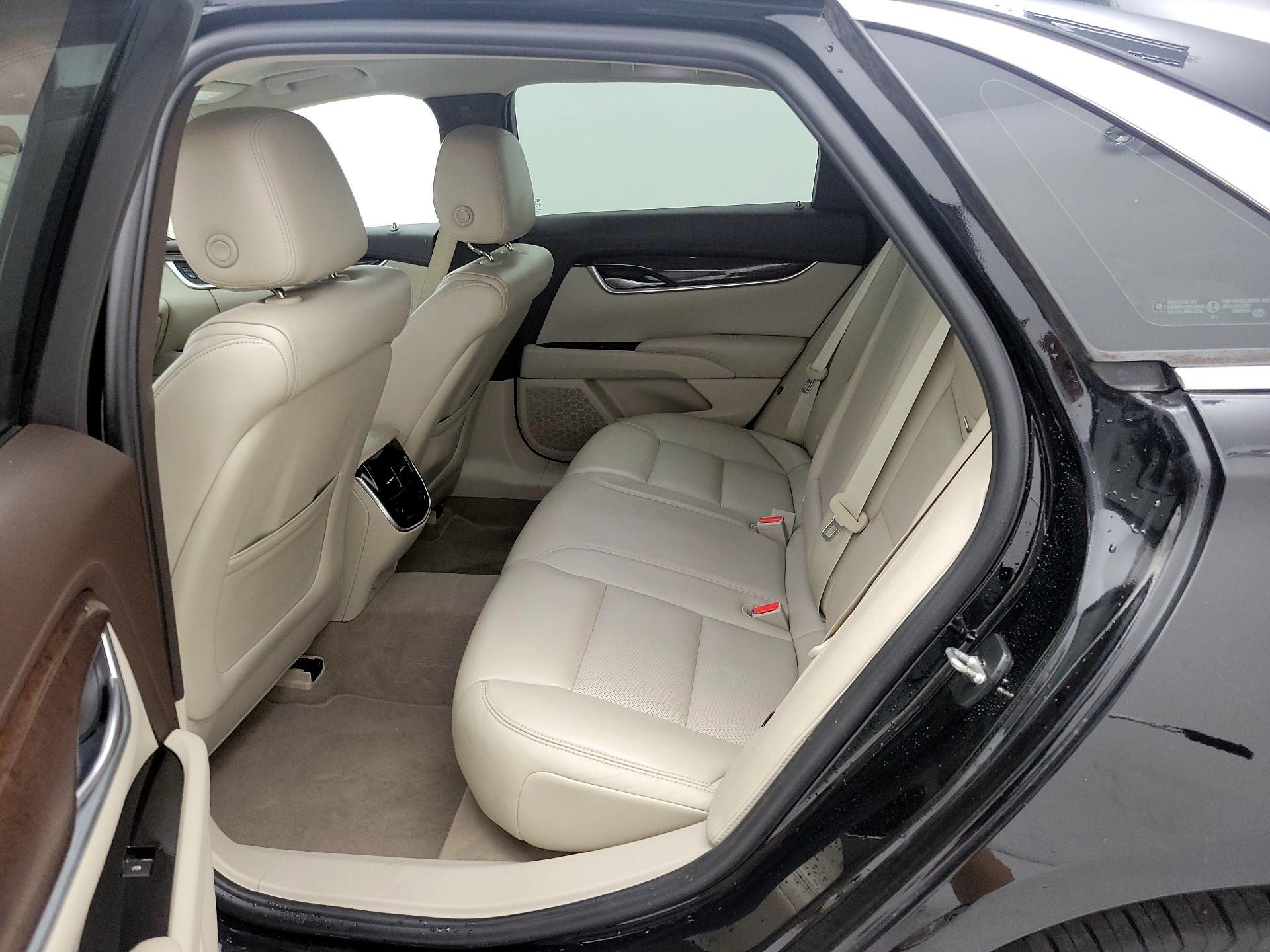 Thumbnail: 2017 Cadillac XTS - 20