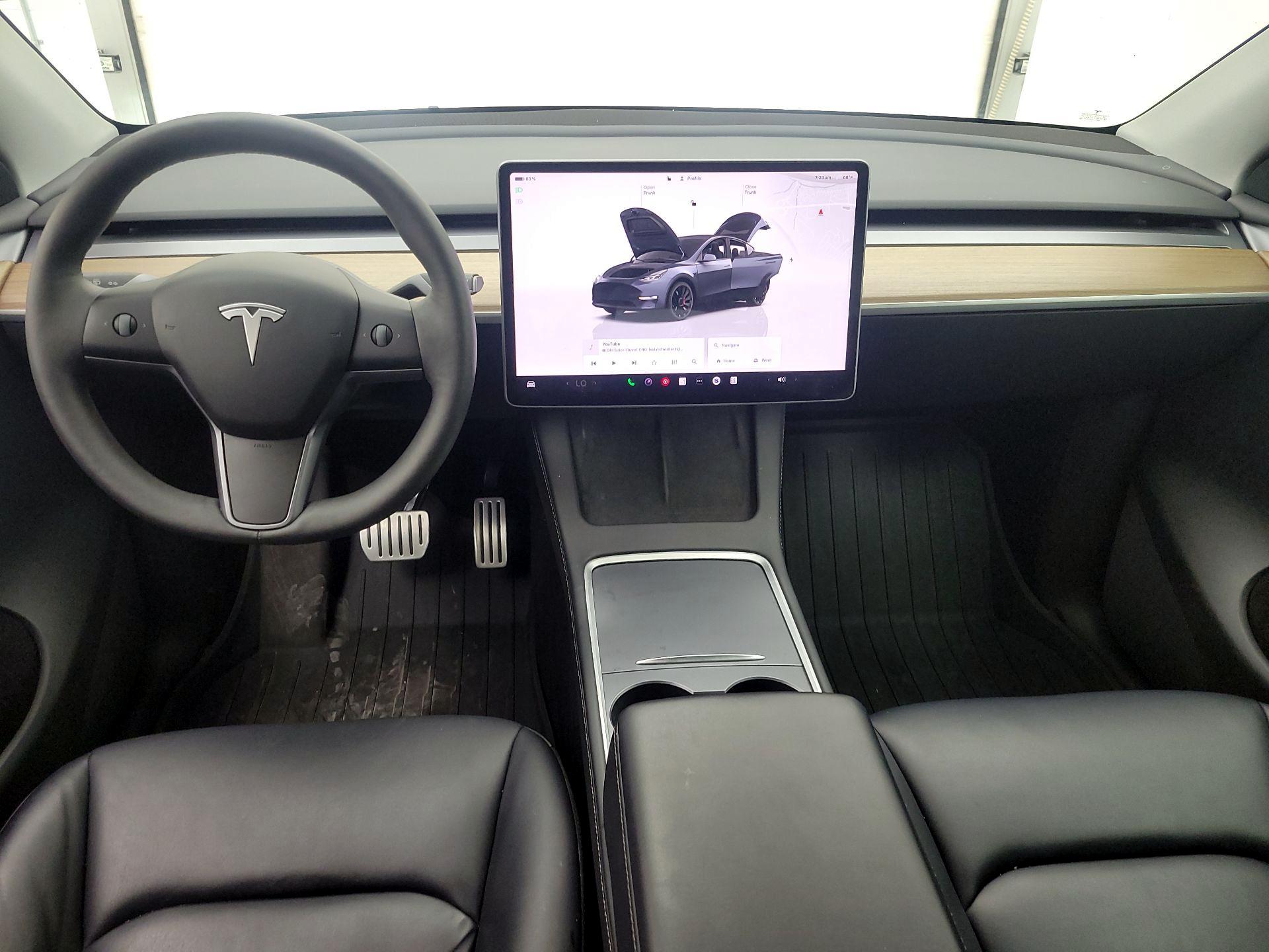 Thumbnail: 2023 Tesla Model Y - 9