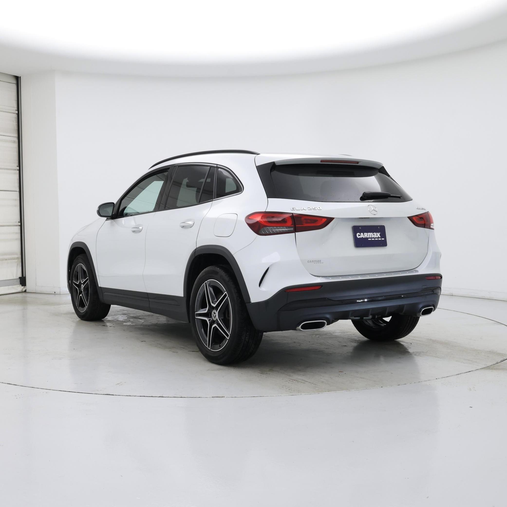 Thumbnail: 2023 Mercedes-Benz GLA - 2