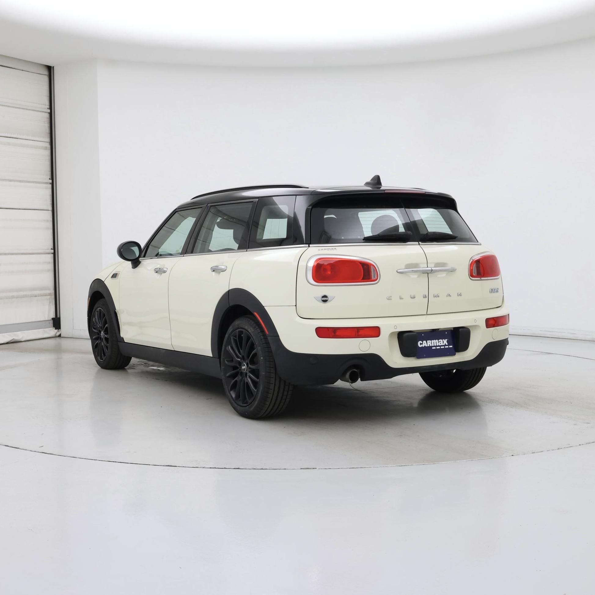 Thumbnail: 2017 MINI Cooper Clubman - 2