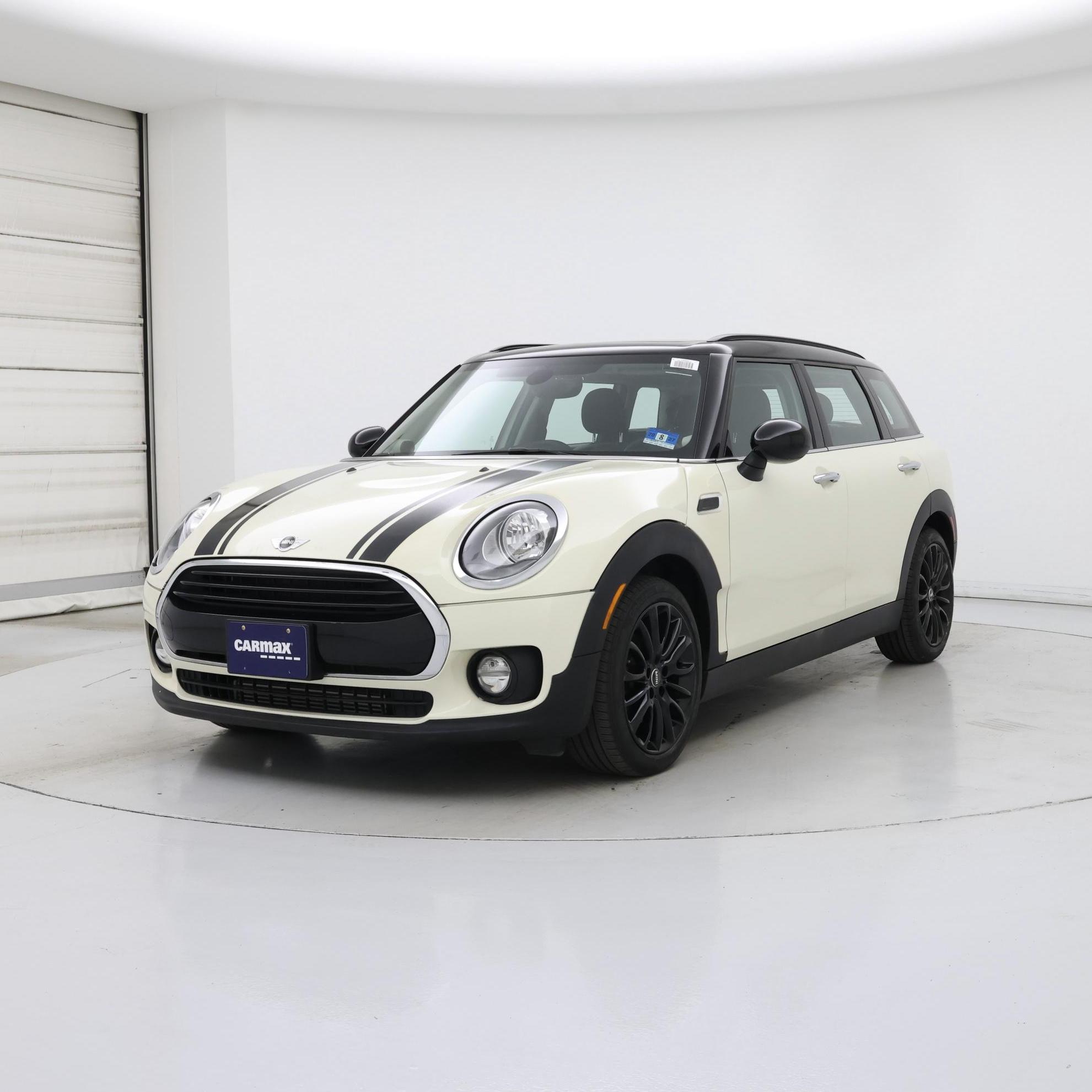 Thumbnail: 2017 MINI Cooper Clubman - 4