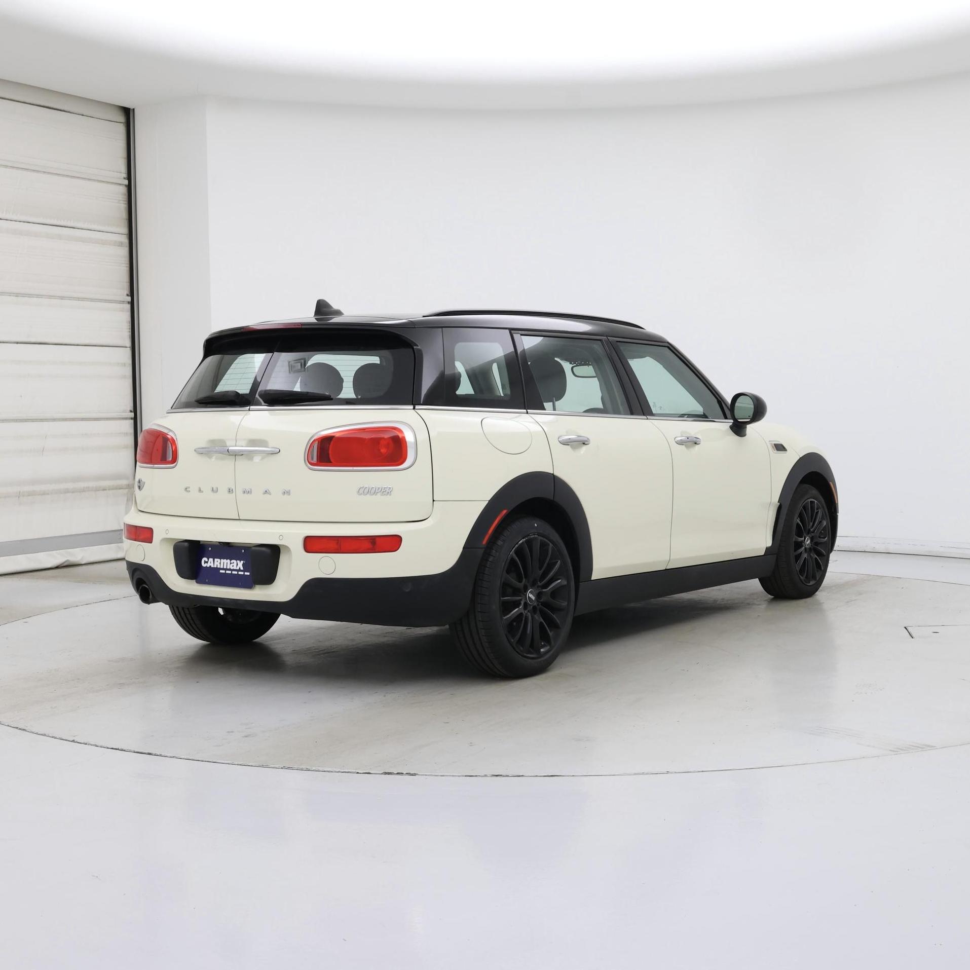 Thumbnail: 2017 MINI Cooper Clubman - 8