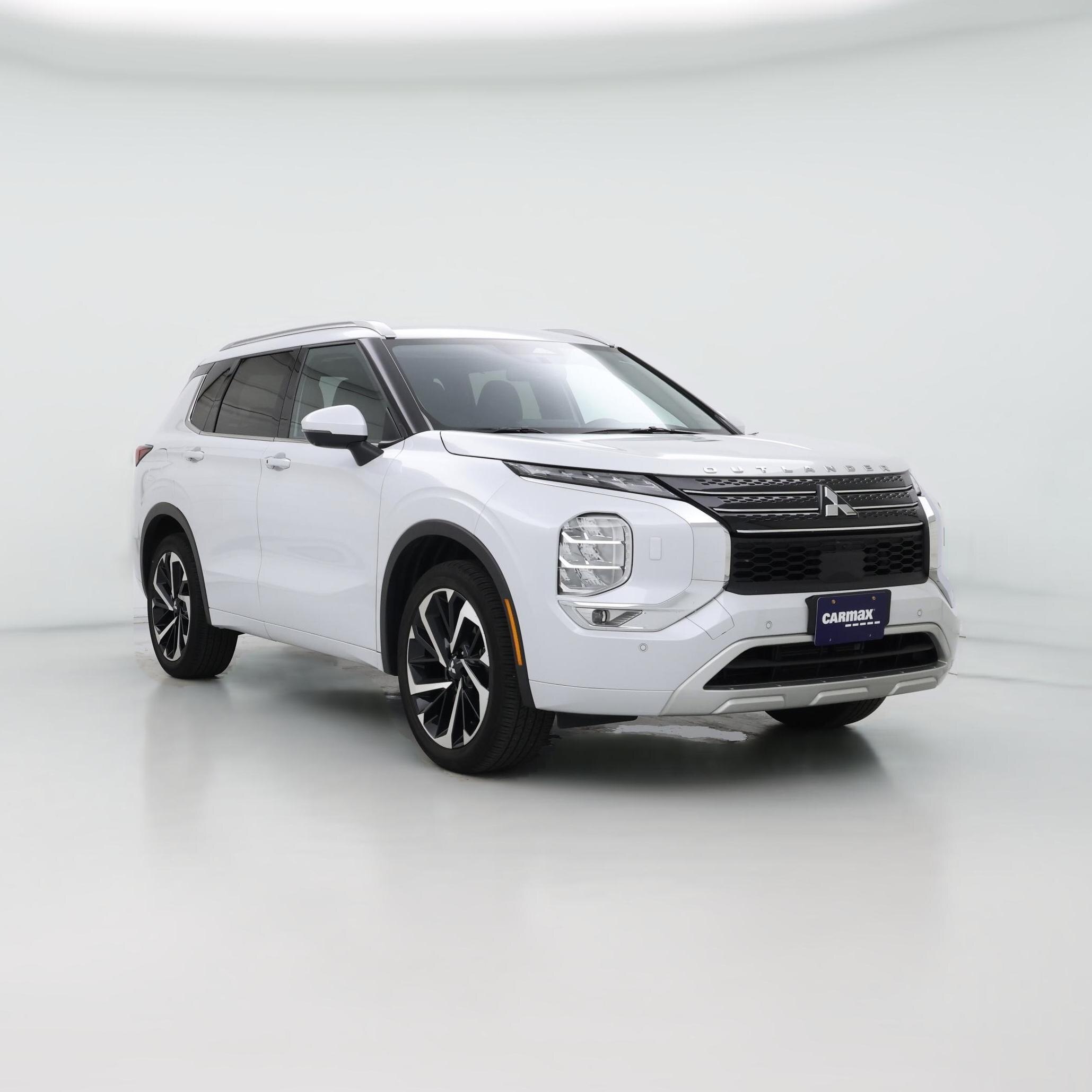 Thumbnail: 2024 Mitsubishi Outlander - 1