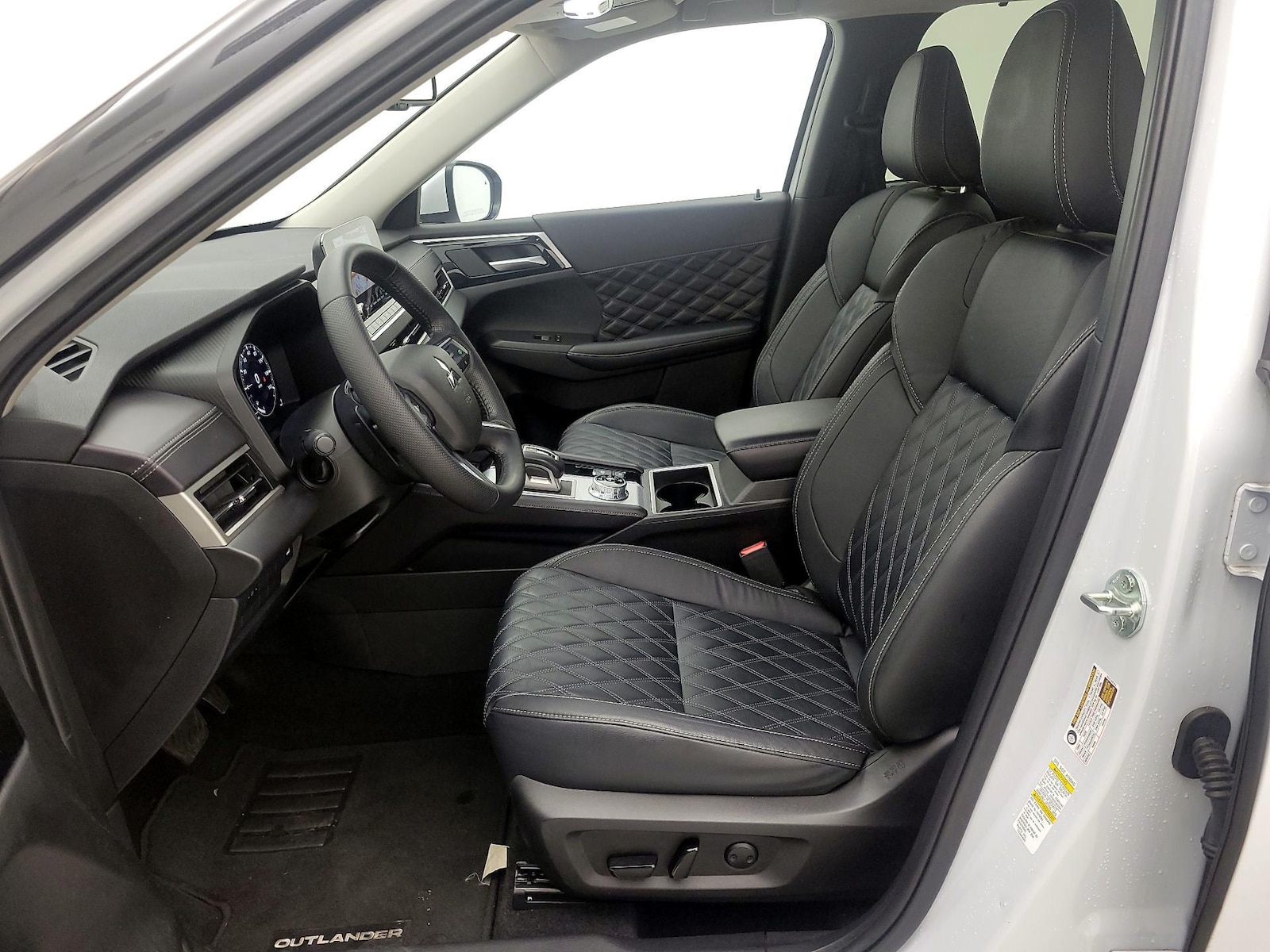 2024 Mitsubishi Outlander SEL - Photo 12