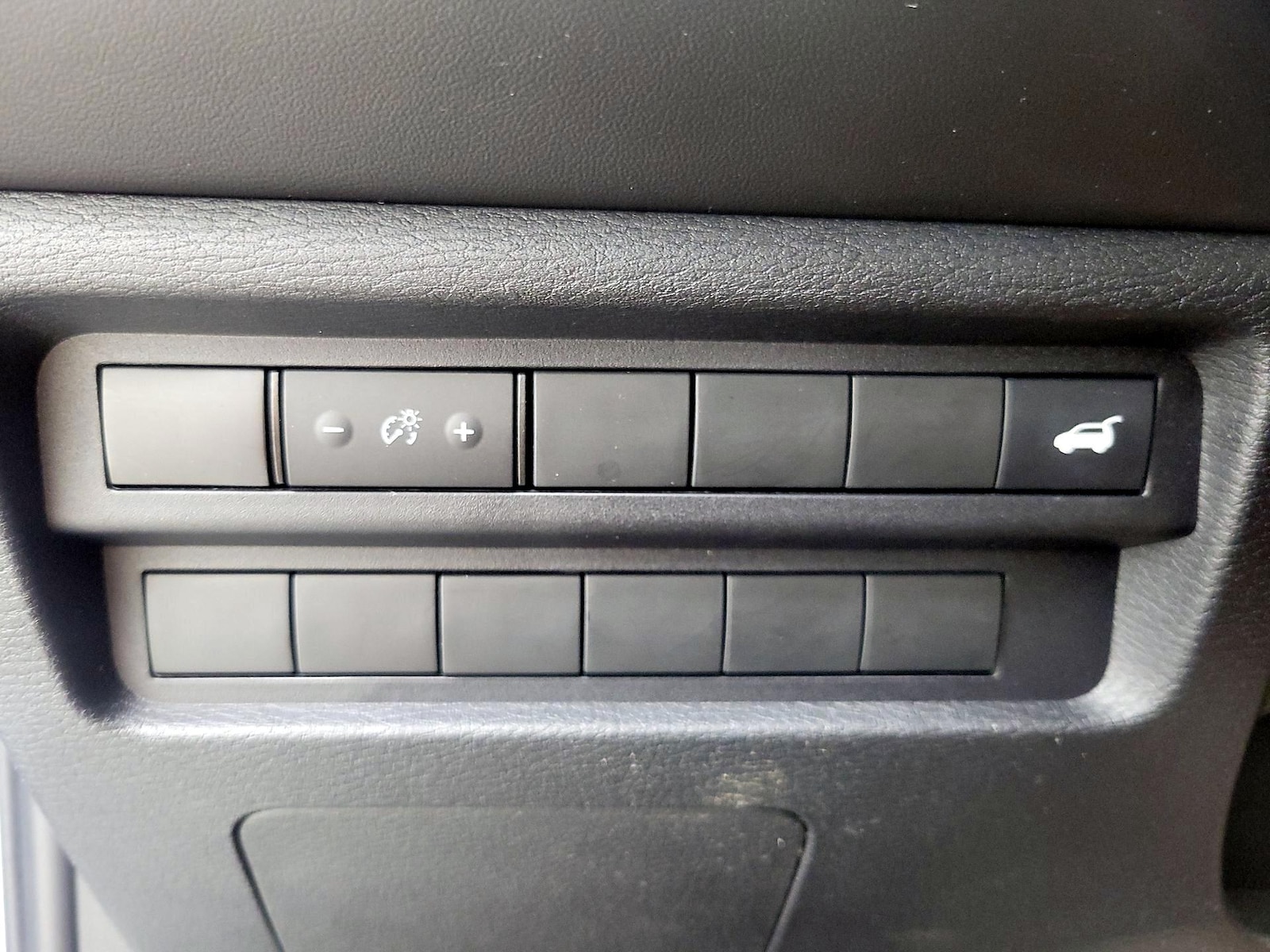 2024 Mitsubishi Outlander SEL - Photo 14