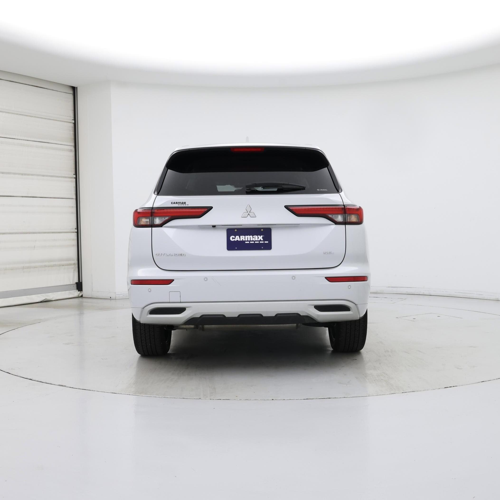 Thumbnail: 2024 Mitsubishi Outlander - 6