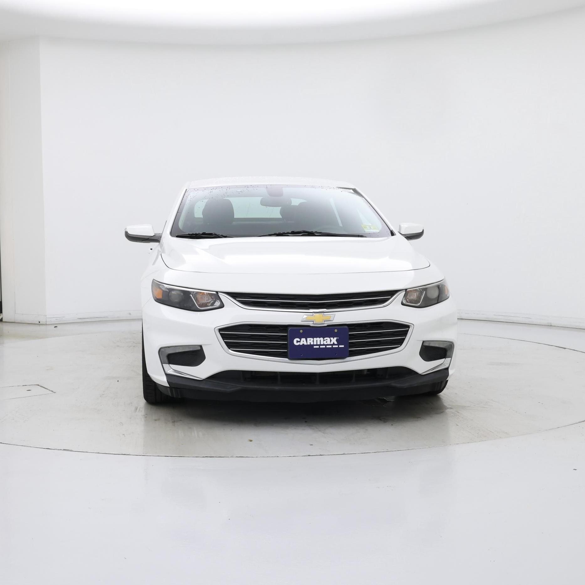 Thumbnail: 2017 Chevrolet Malibu - 5