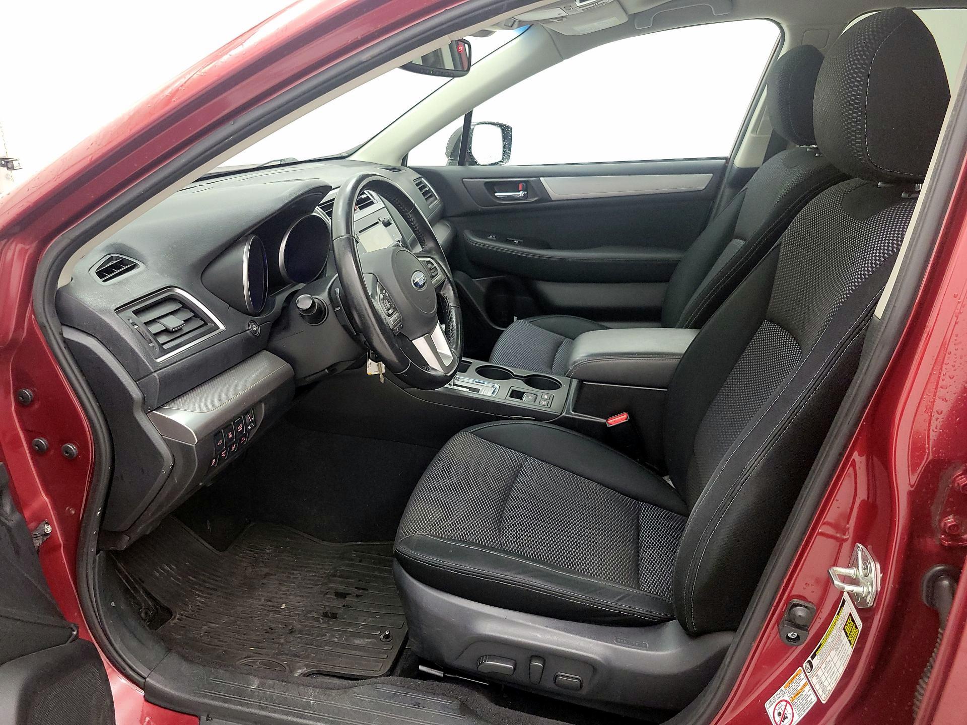 Thumbnail: 2015 Subaru Outback - 11