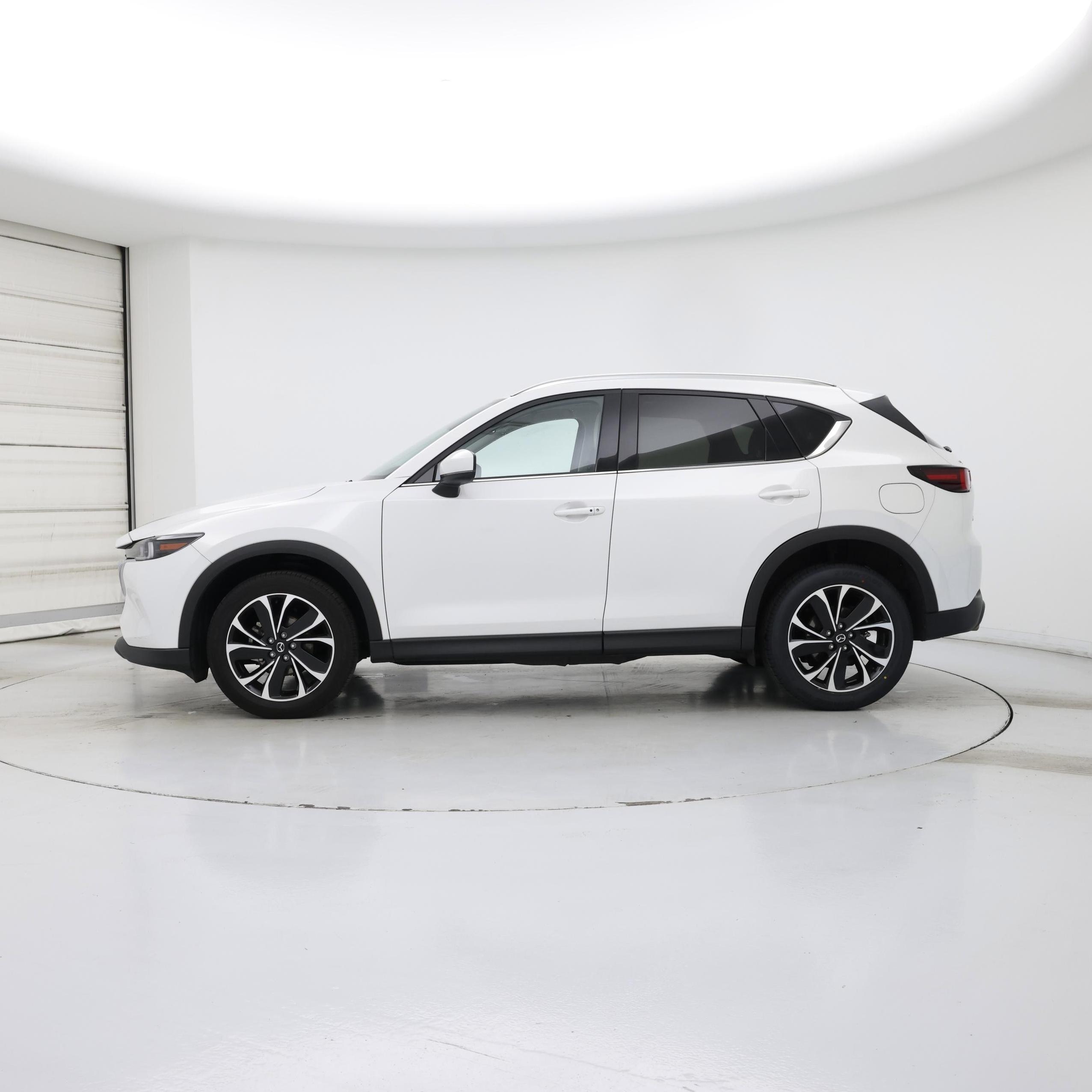 Thumbnail: 2023 Mazda CX-5 - 3