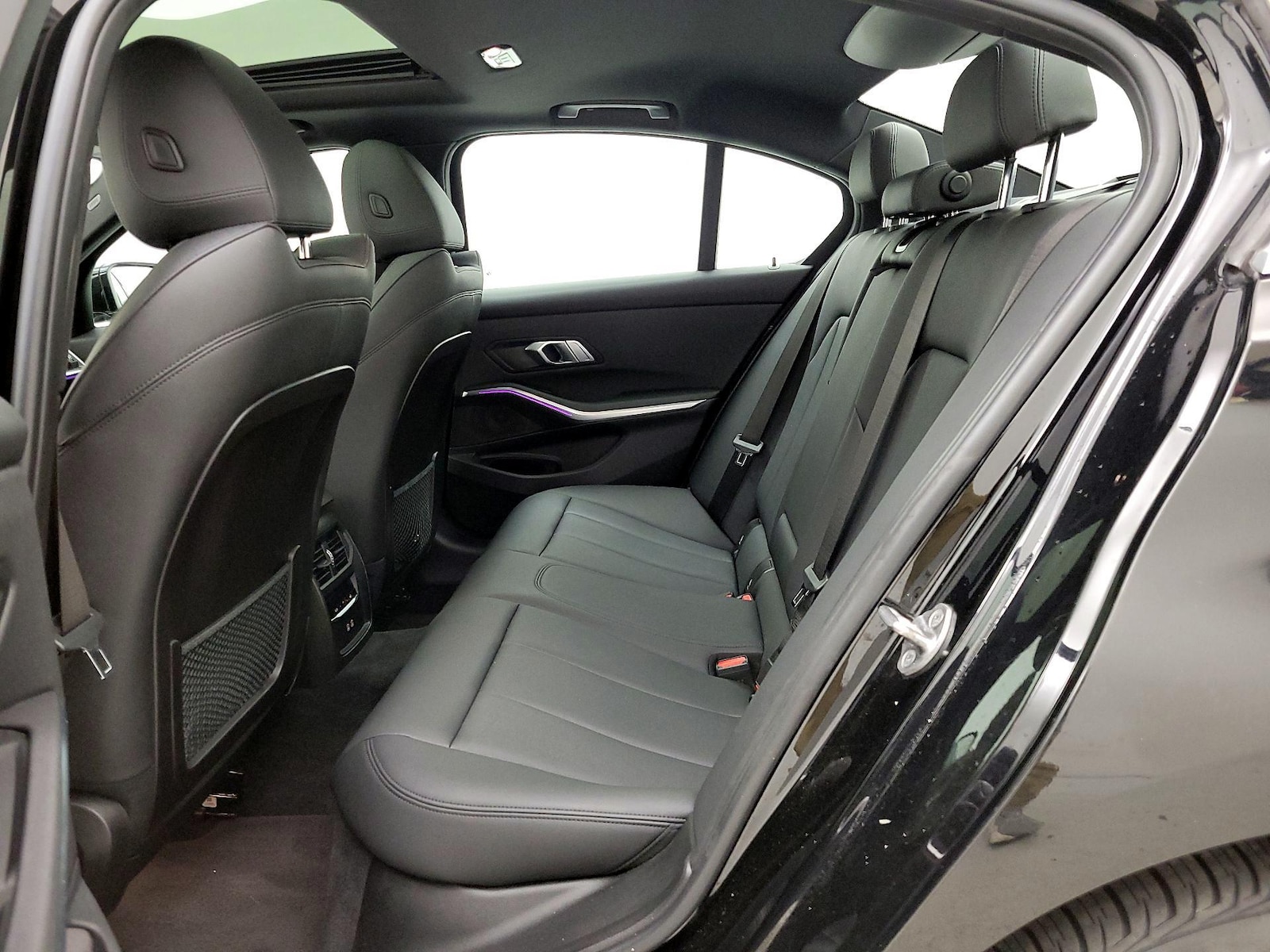 2021 BMW 3 Series 330i - Photo 22