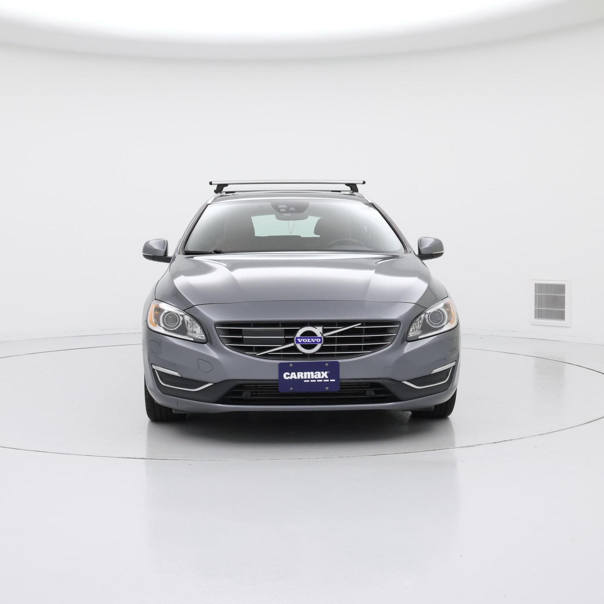 Thumbnail: 2016 Volvo V60 - 5