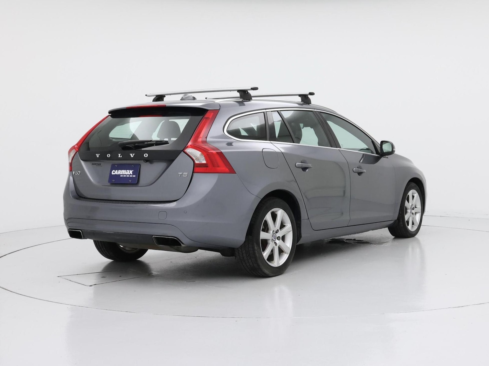 2016 Volvo V60 Platinum - Photo 9