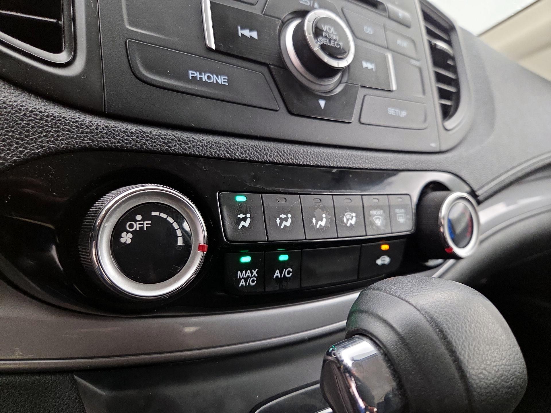 Thumbnail: 2015 Honda CR-V - 16