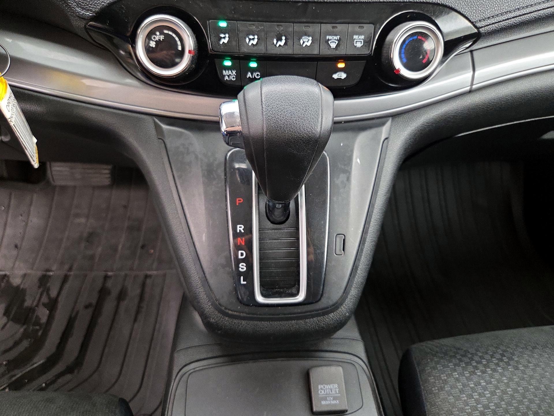 Thumbnail: 2015 Honda CR-V - 17