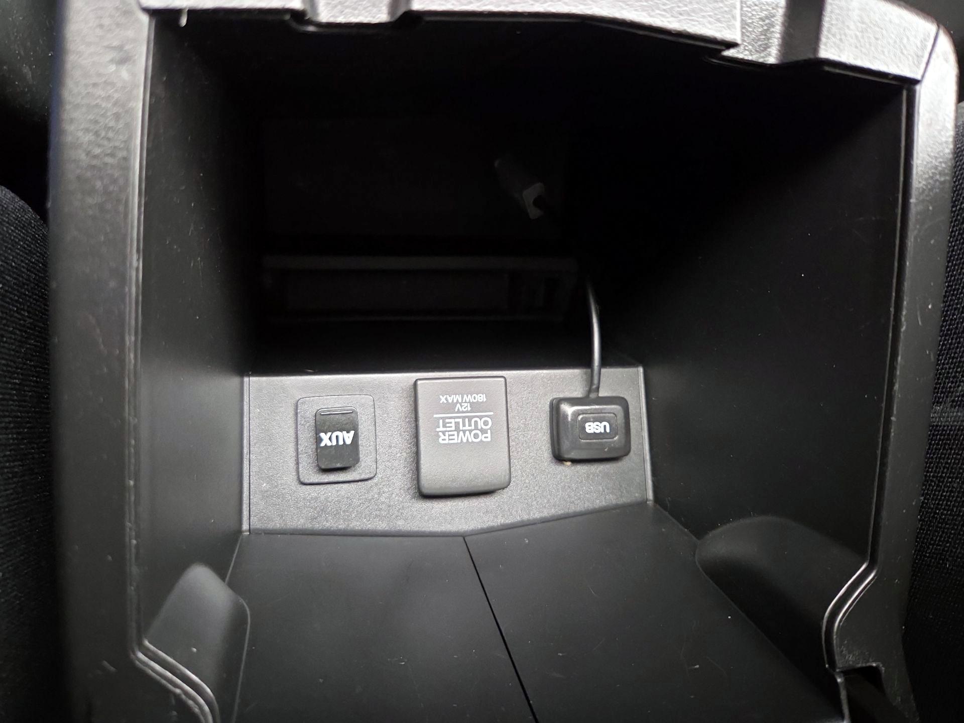 Thumbnail: 2015 Honda CR-V - 18
