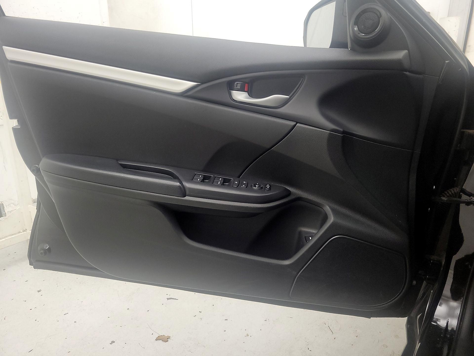 Thumbnail: 2019 Honda Civic - 12