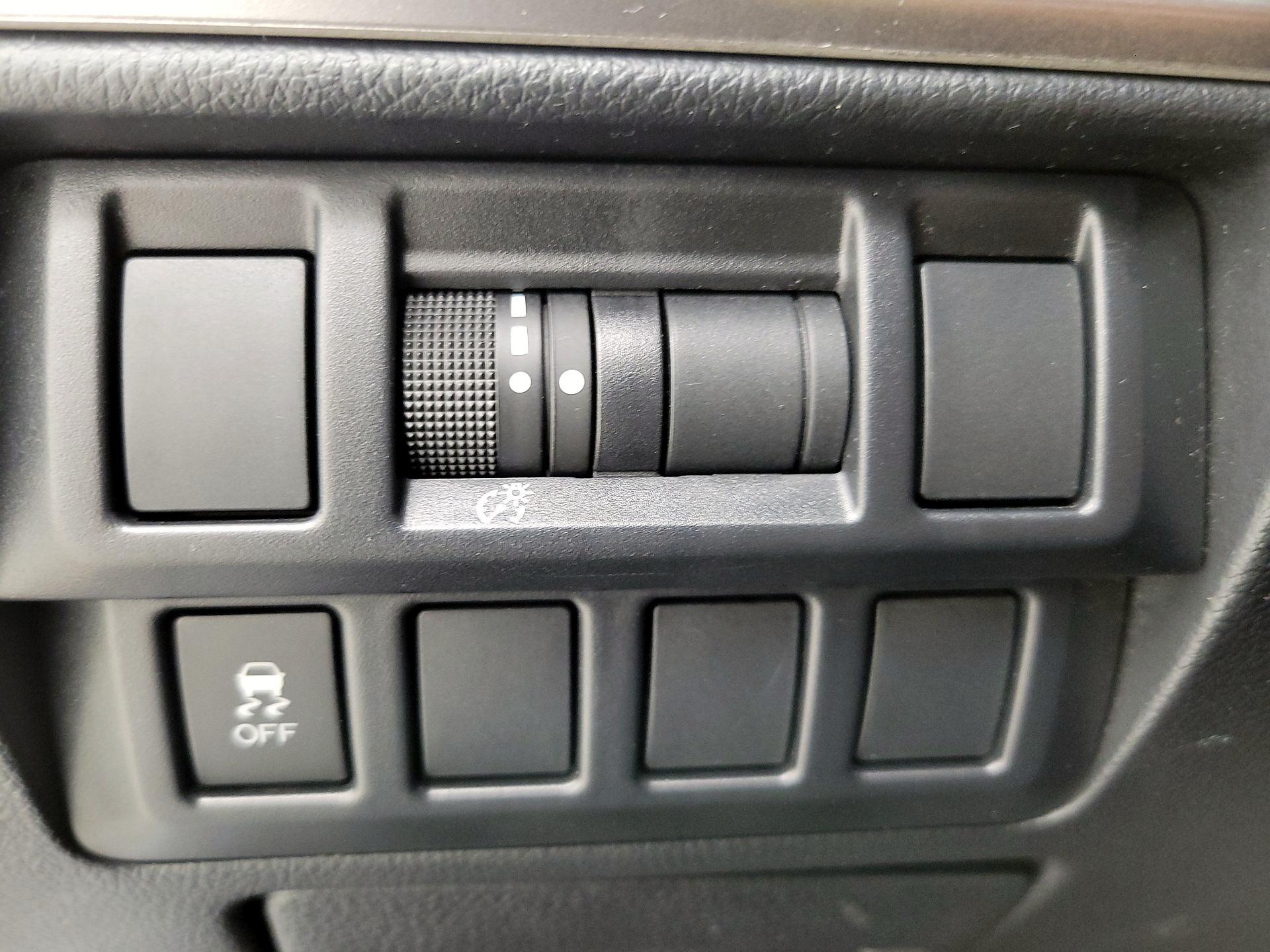 Thumbnail: 2015 Subaru Outback - 13
