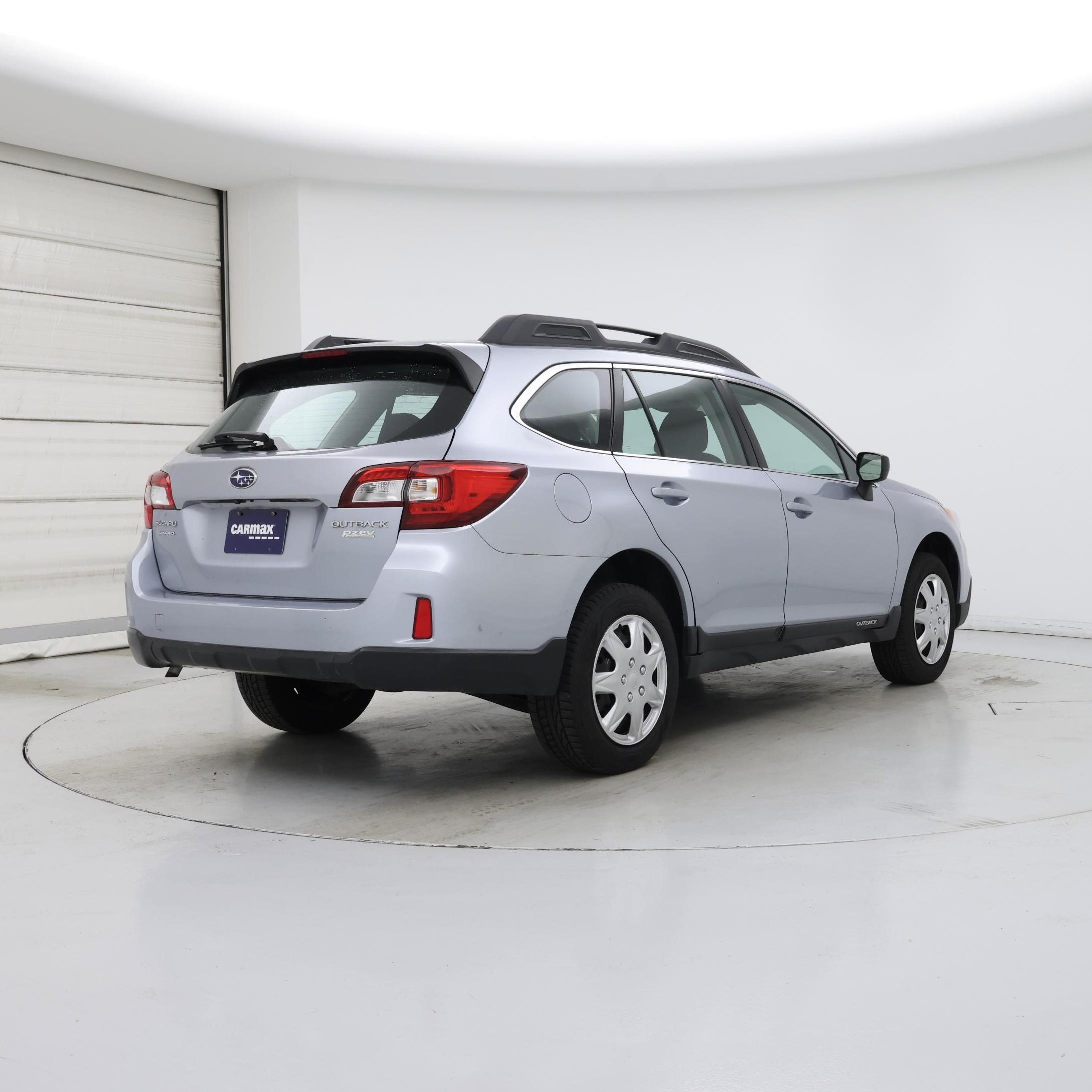 Thumbnail: 2015 Subaru Outback - 8