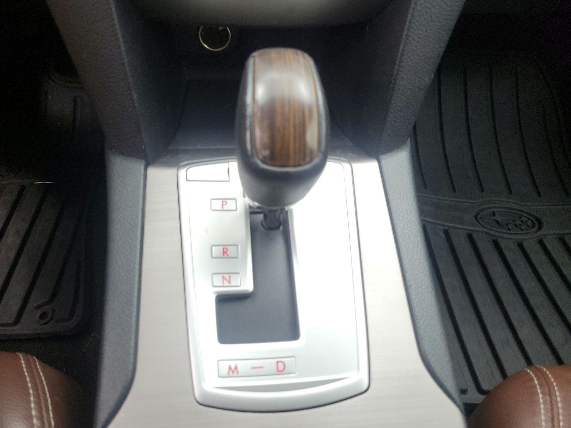 Thumbnail: 2014 Subaru Outback - 18