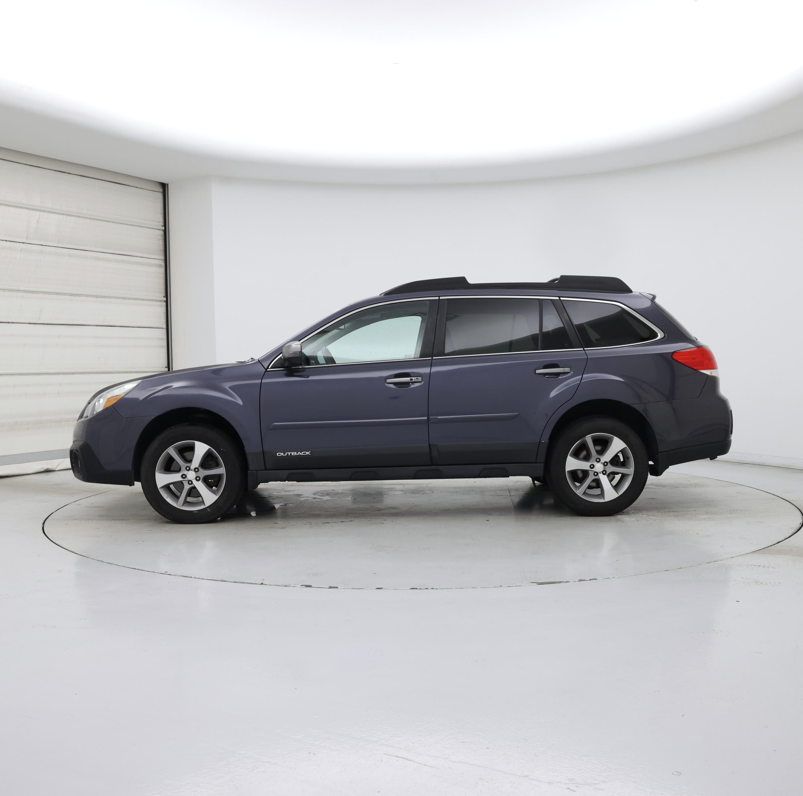 Thumbnail: 2014 Subaru Outback - 3