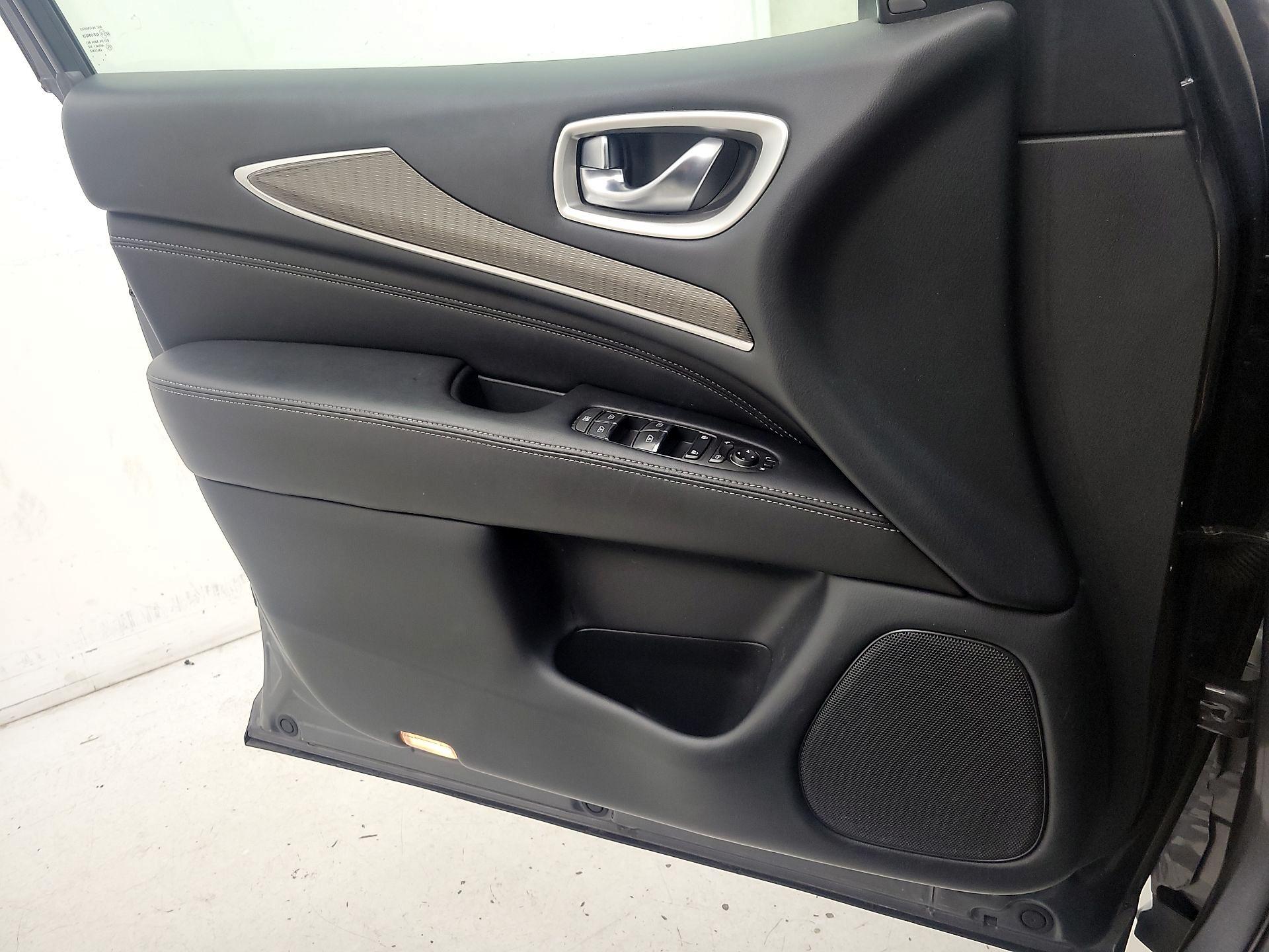 Thumbnail: 2019 INFINITI QX60 - 12