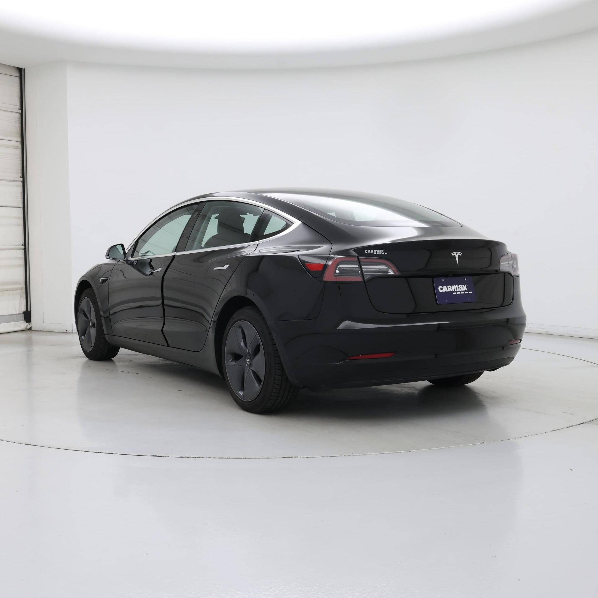 Thumbnail: 2019 Tesla Model 3 - 2