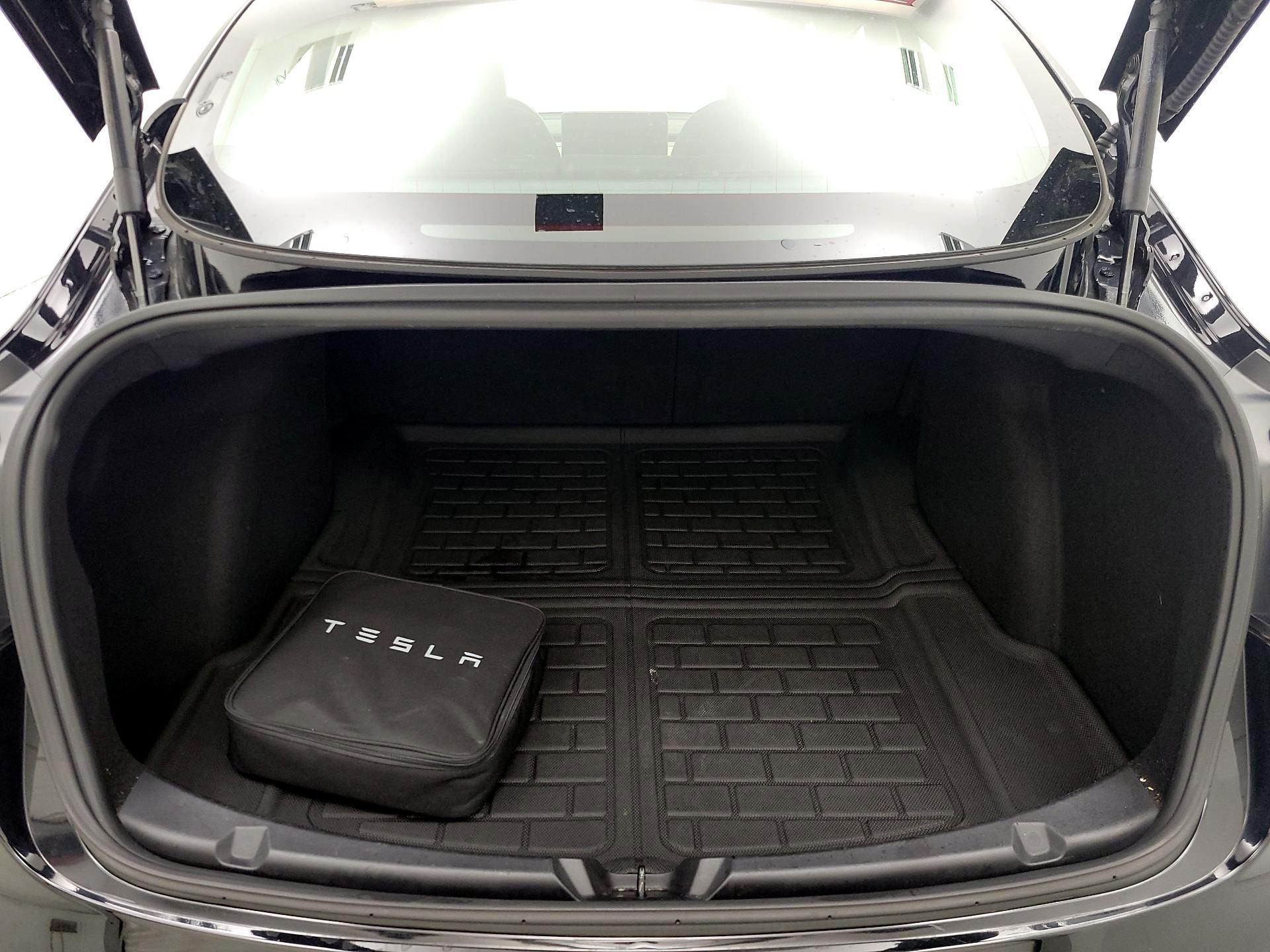 Thumbnail: 2019 Tesla Model 3 - 19