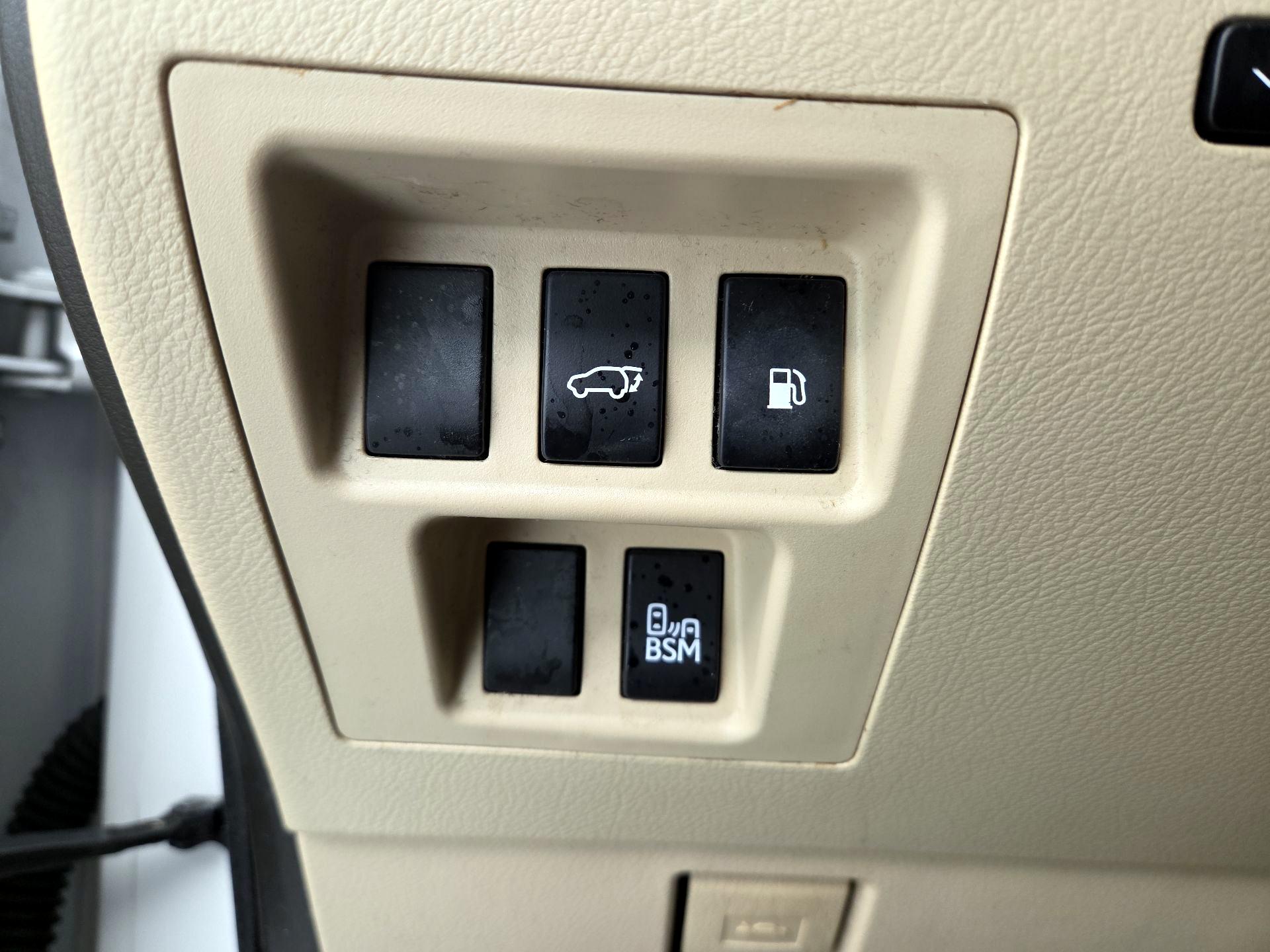 Thumbnail: 2015 Lexus RX - 13