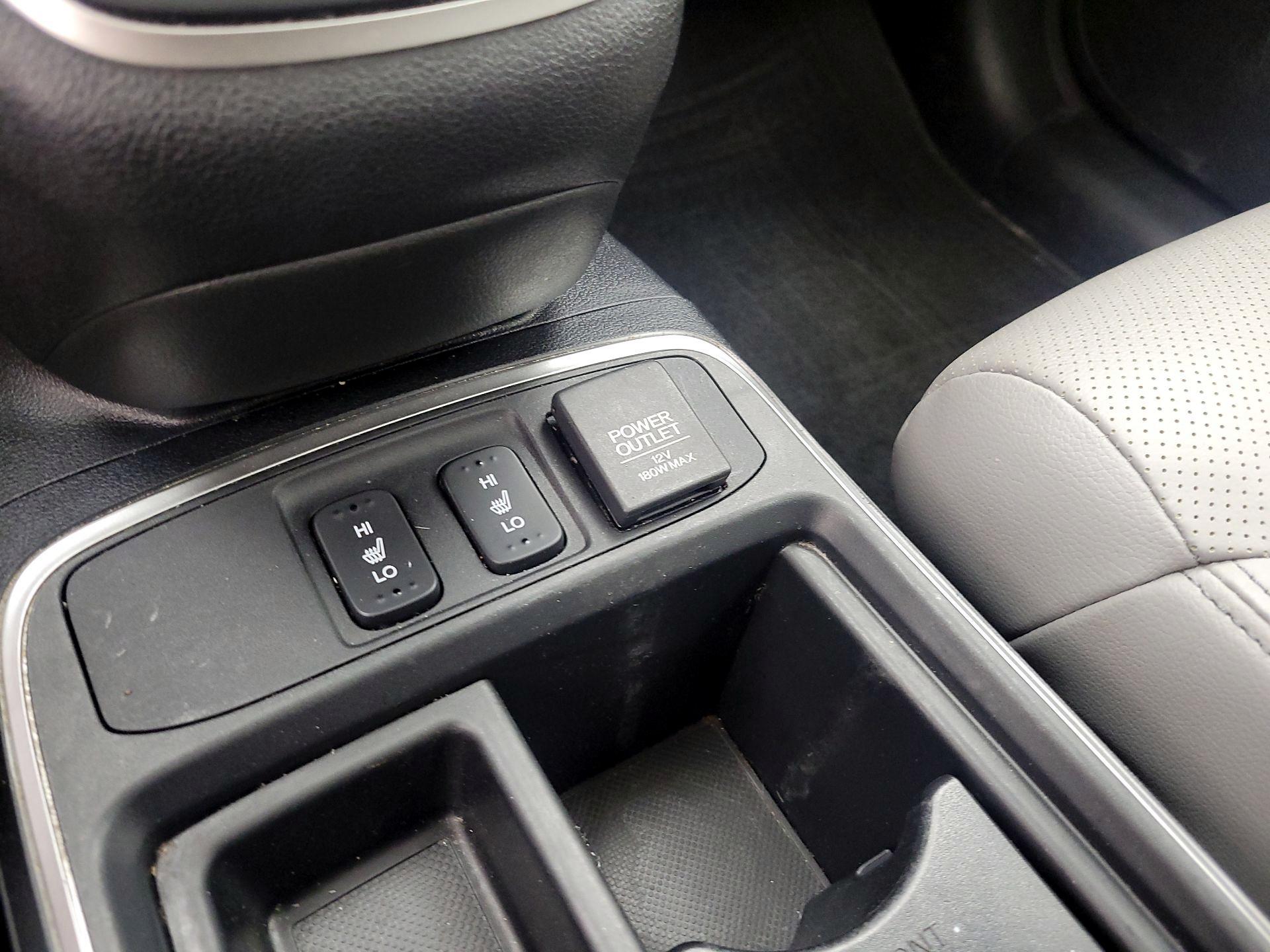 Thumbnail: 2016 Honda CR-V - 18