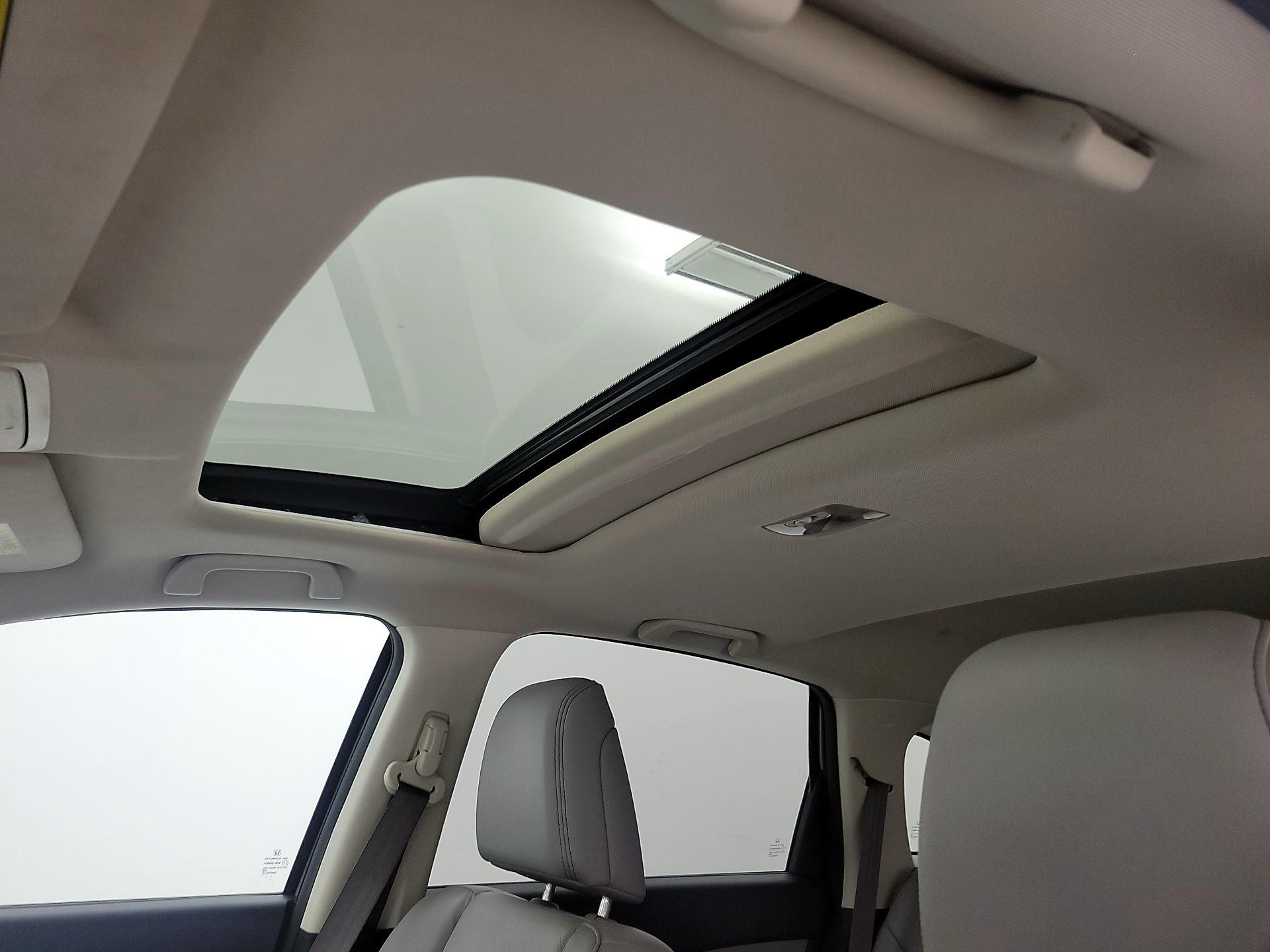 Thumbnail: 2016 Honda CR-V - 19