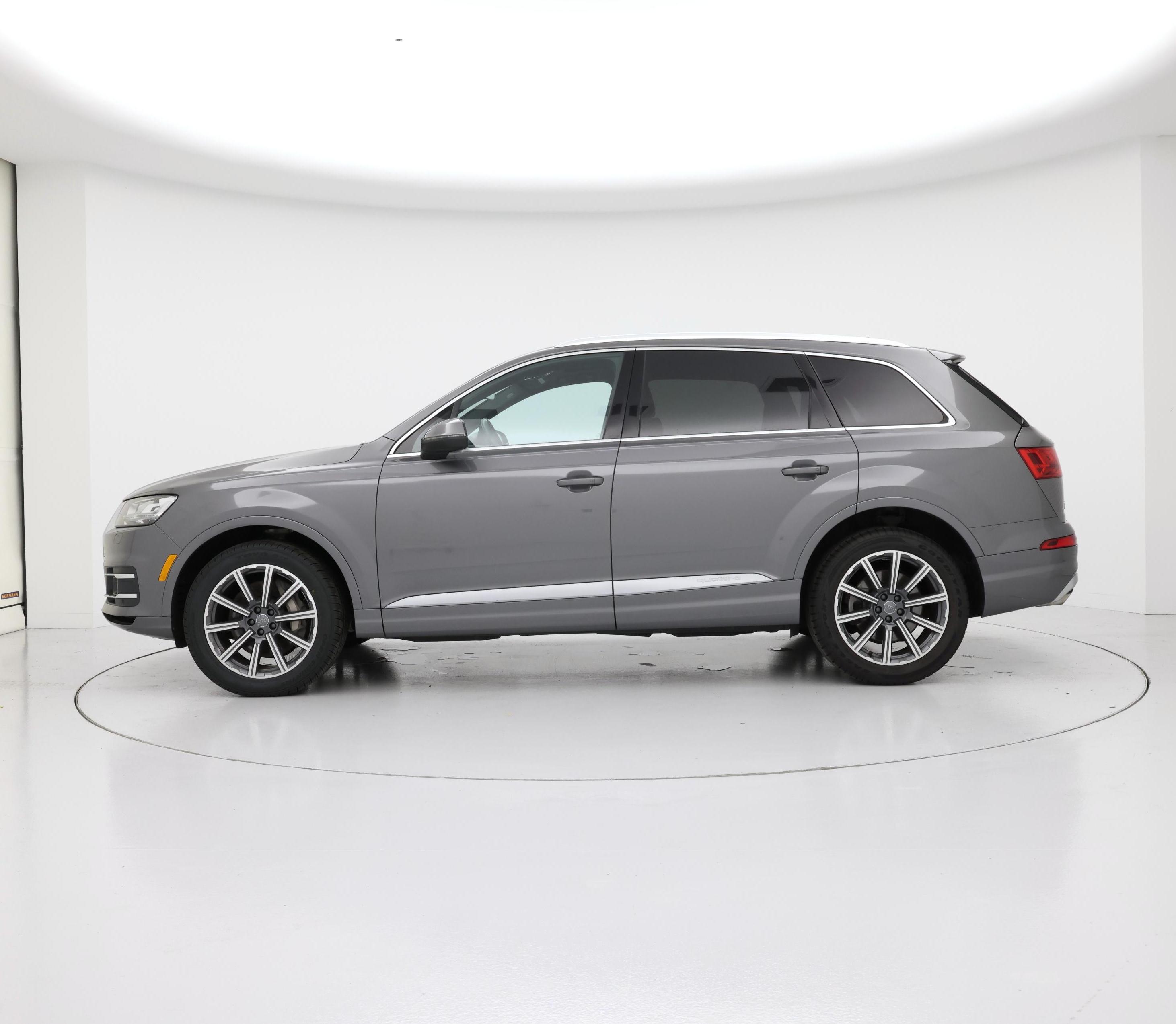 Thumbnail: 2017 Audi Q7 - 3