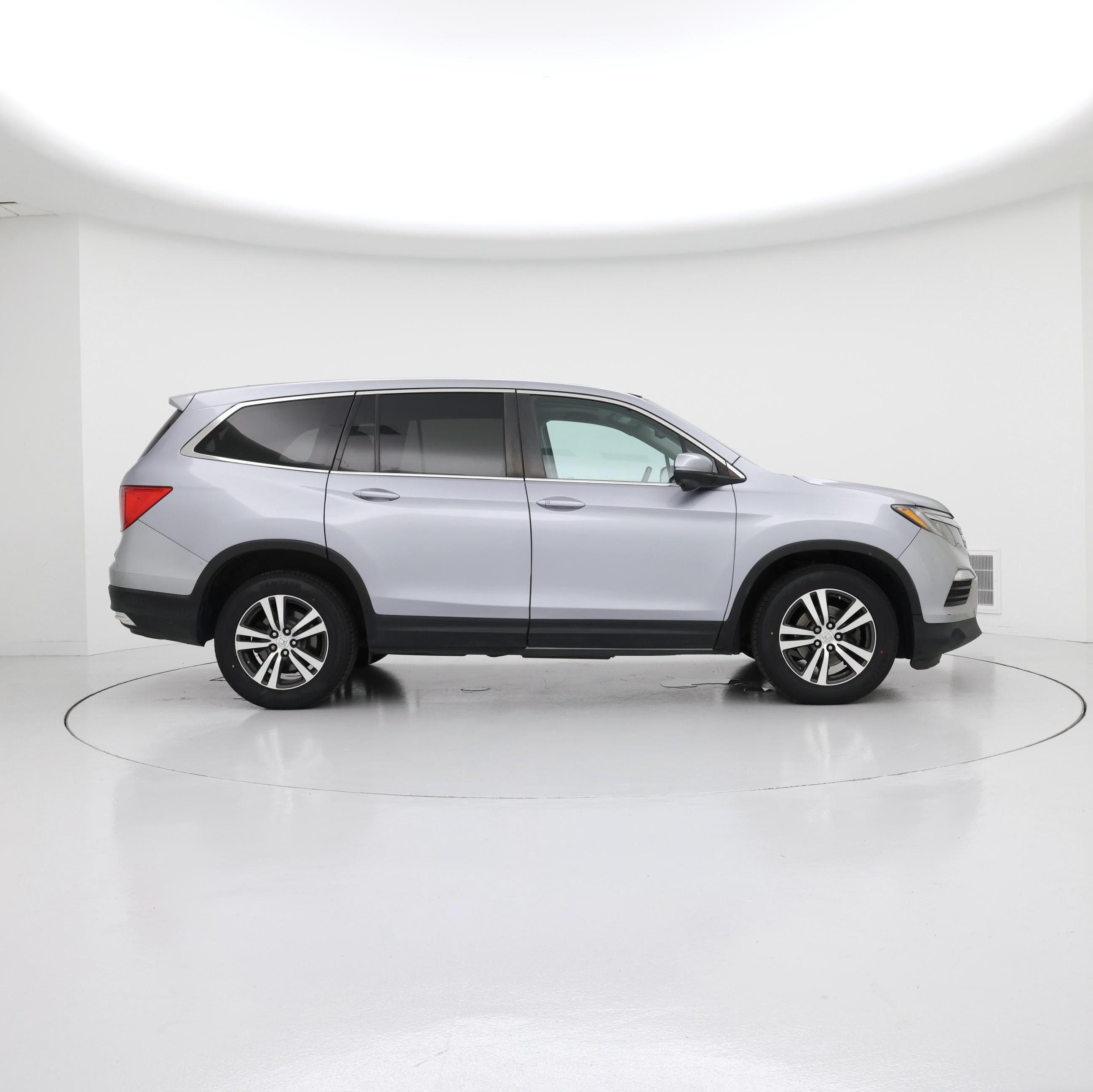 Thumbnail: 2018 Honda Pilot - 7