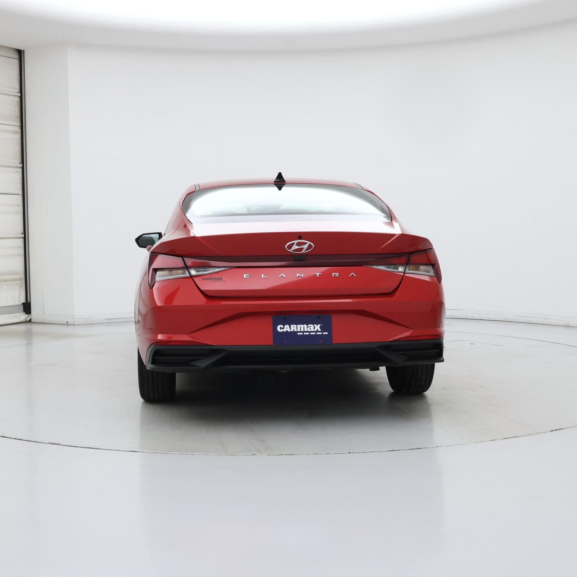 Thumbnail: 2022 Hyundai Elantra - 6