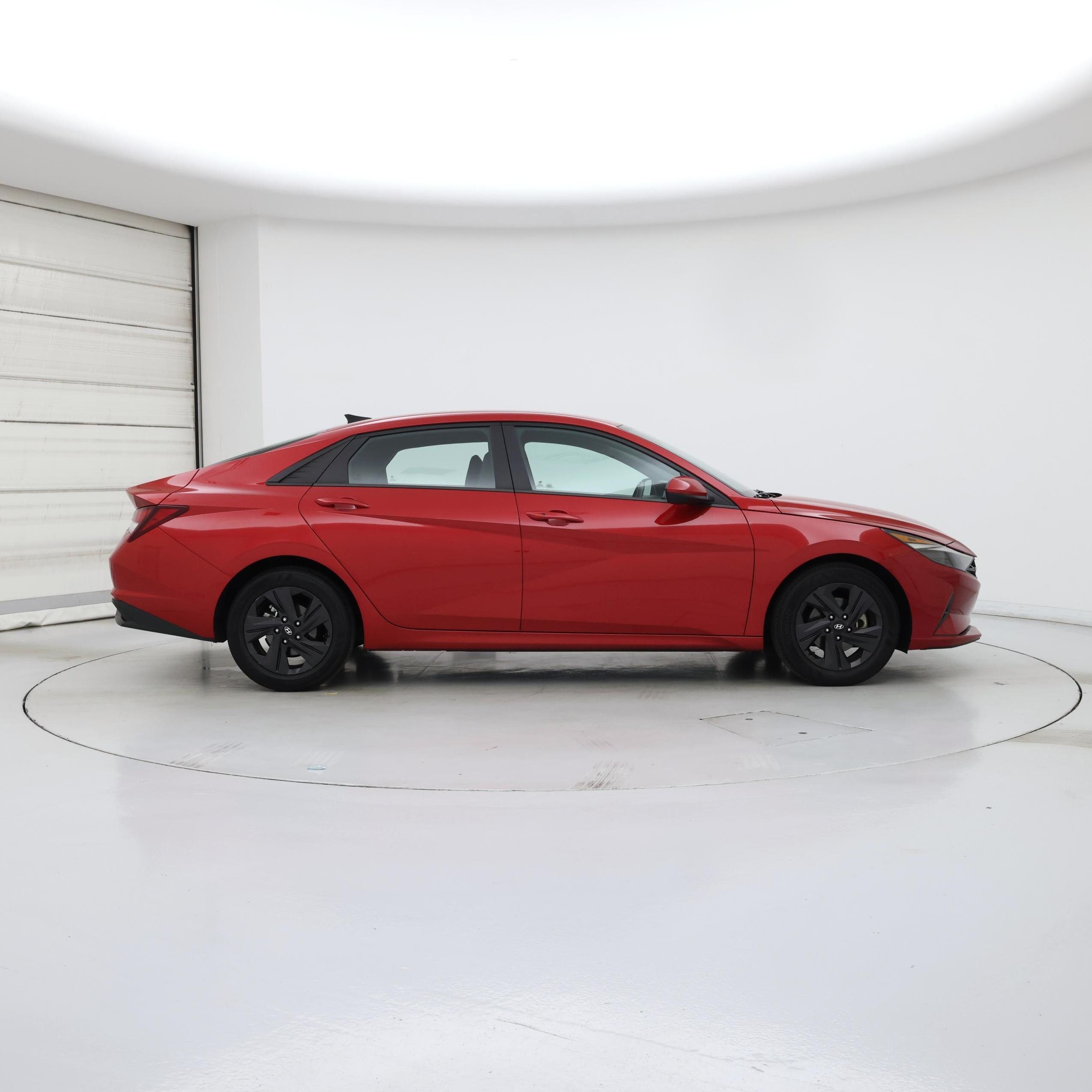 Thumbnail: 2022 Hyundai Elantra - 7