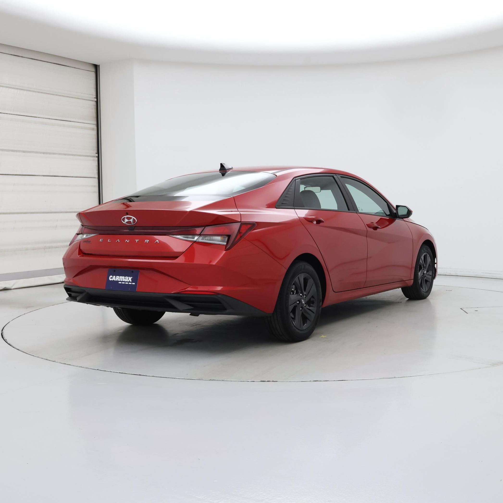 Thumbnail: 2022 Hyundai Elantra - 8